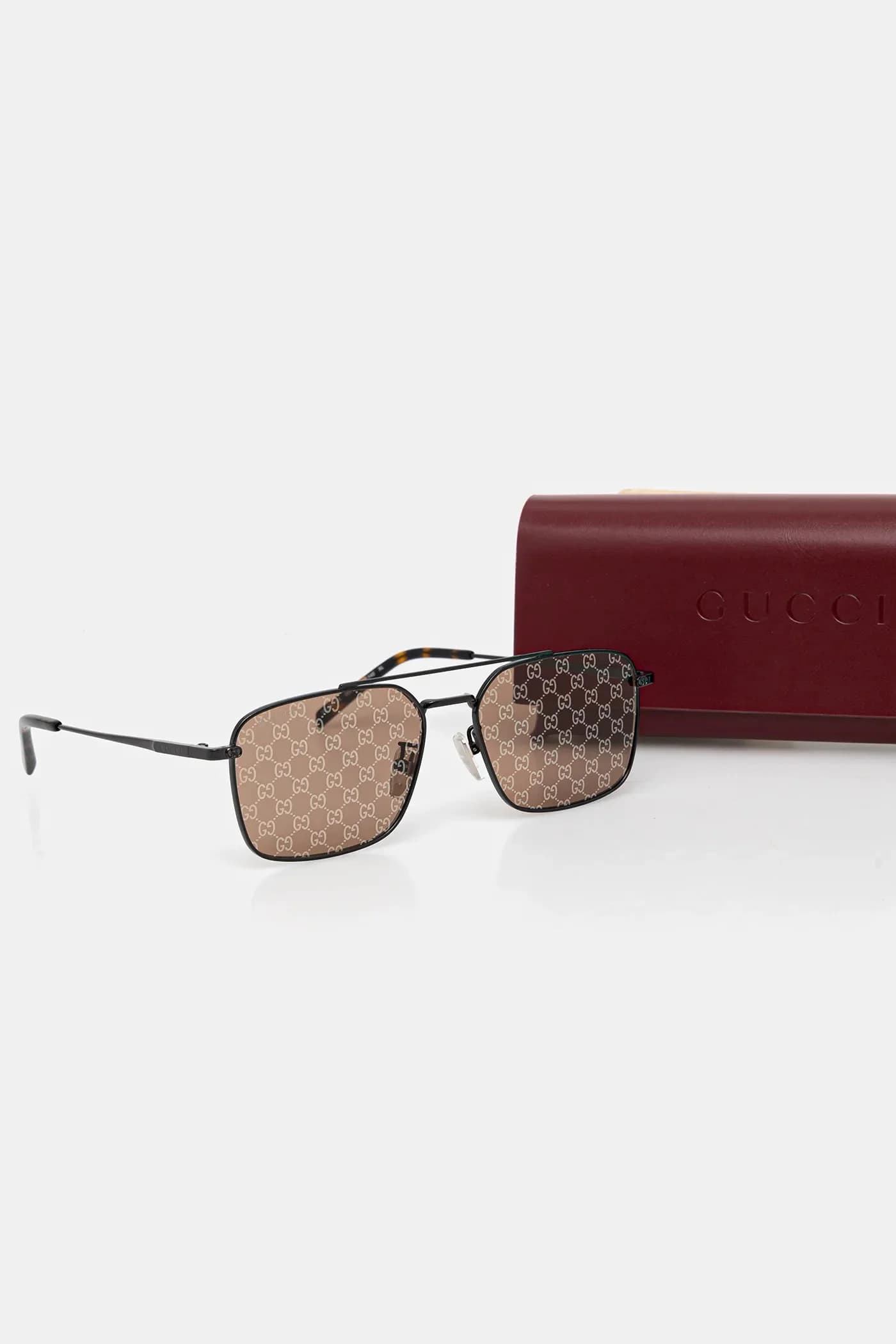 Солнцезащитные очки - фото 5