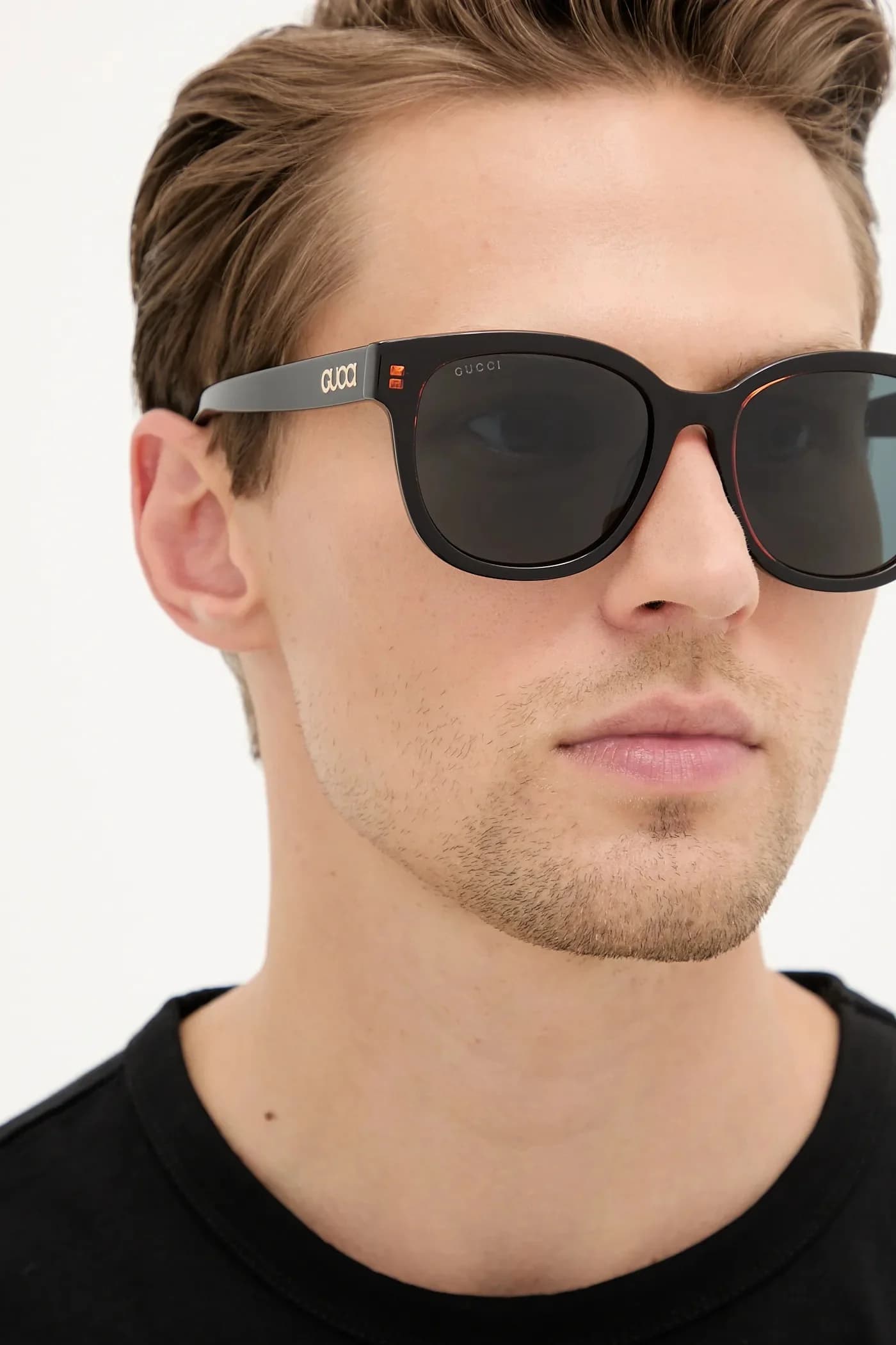 Солнцезащитные очки - фото 7