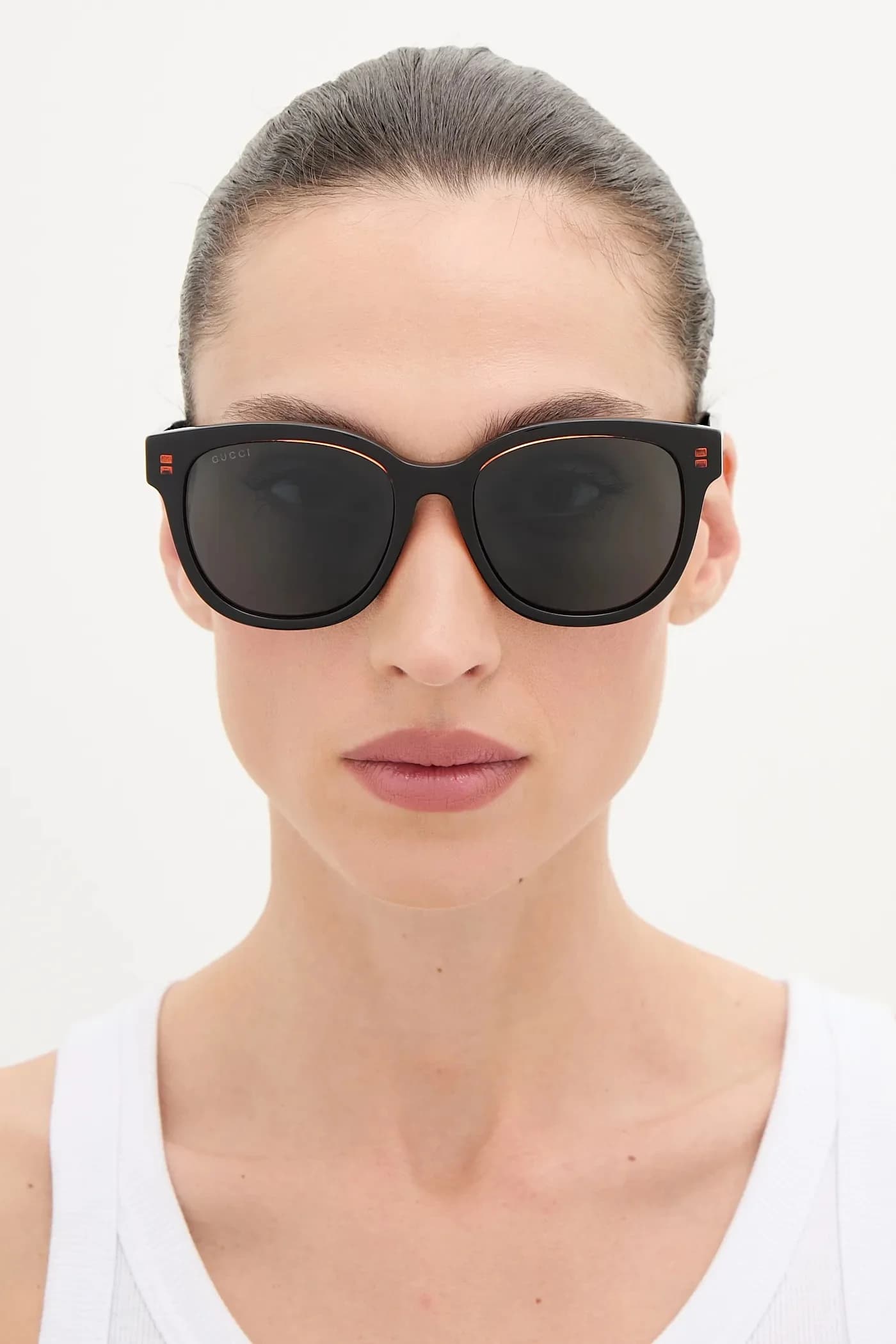 Солнцезащитные очки - фото 9