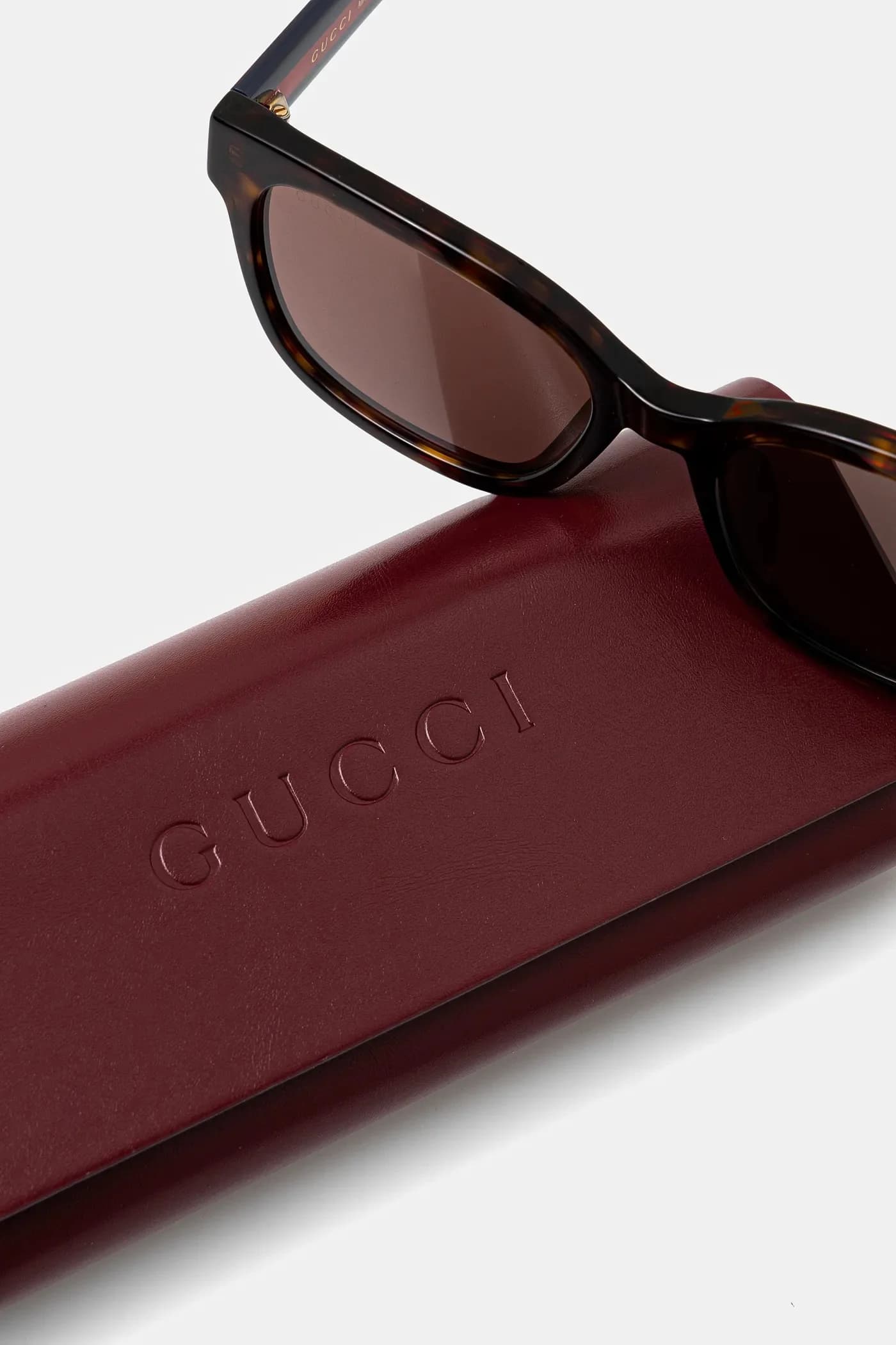 Солнцезащитные очки - фото 4