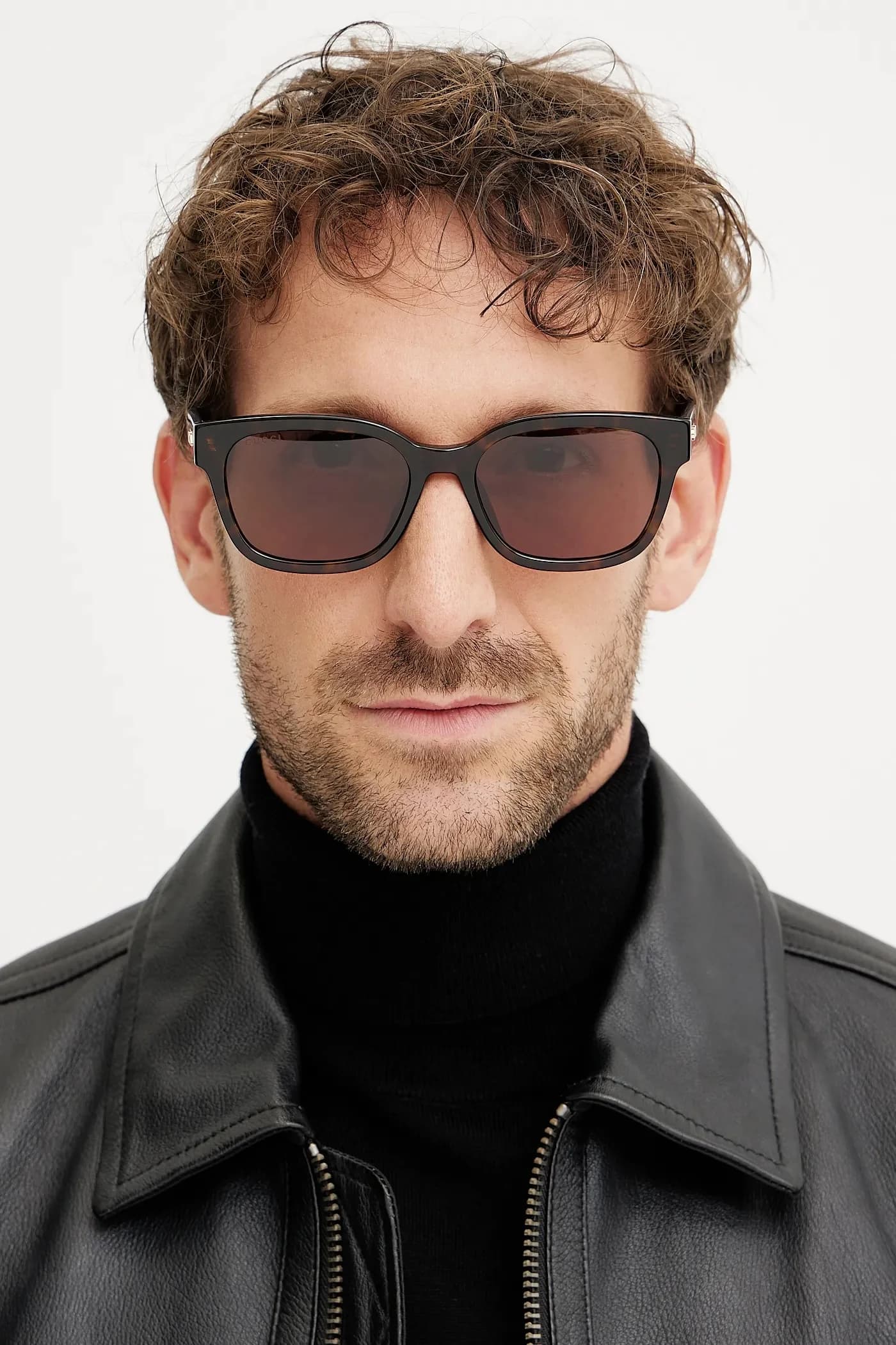 Солнцезащитные очки - фото 5