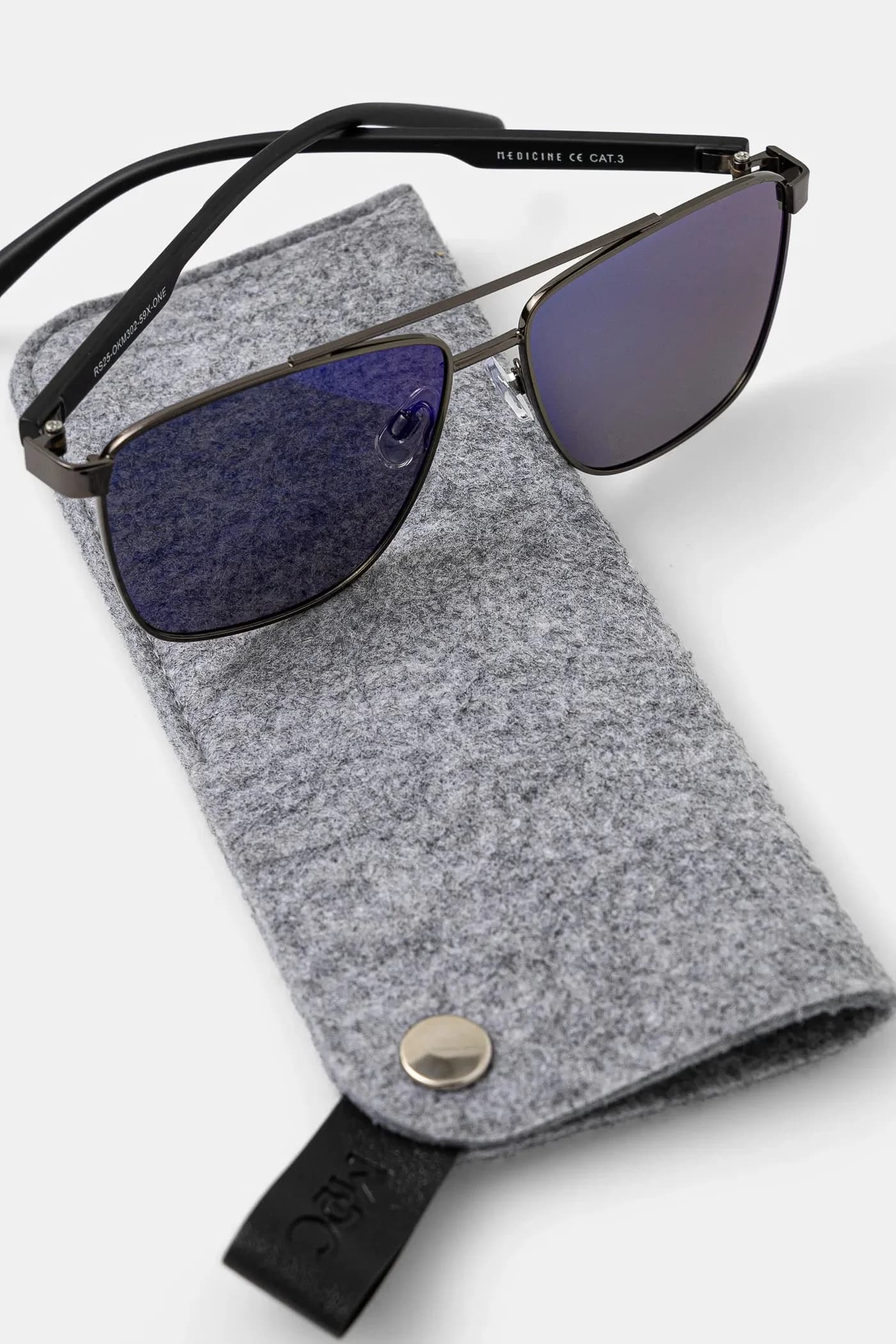 Солнцезащитные очки - фото 5