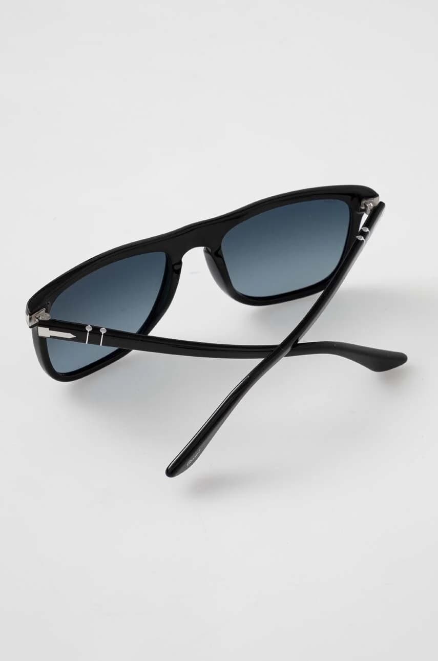 Солнцезащитные очки - фото 4