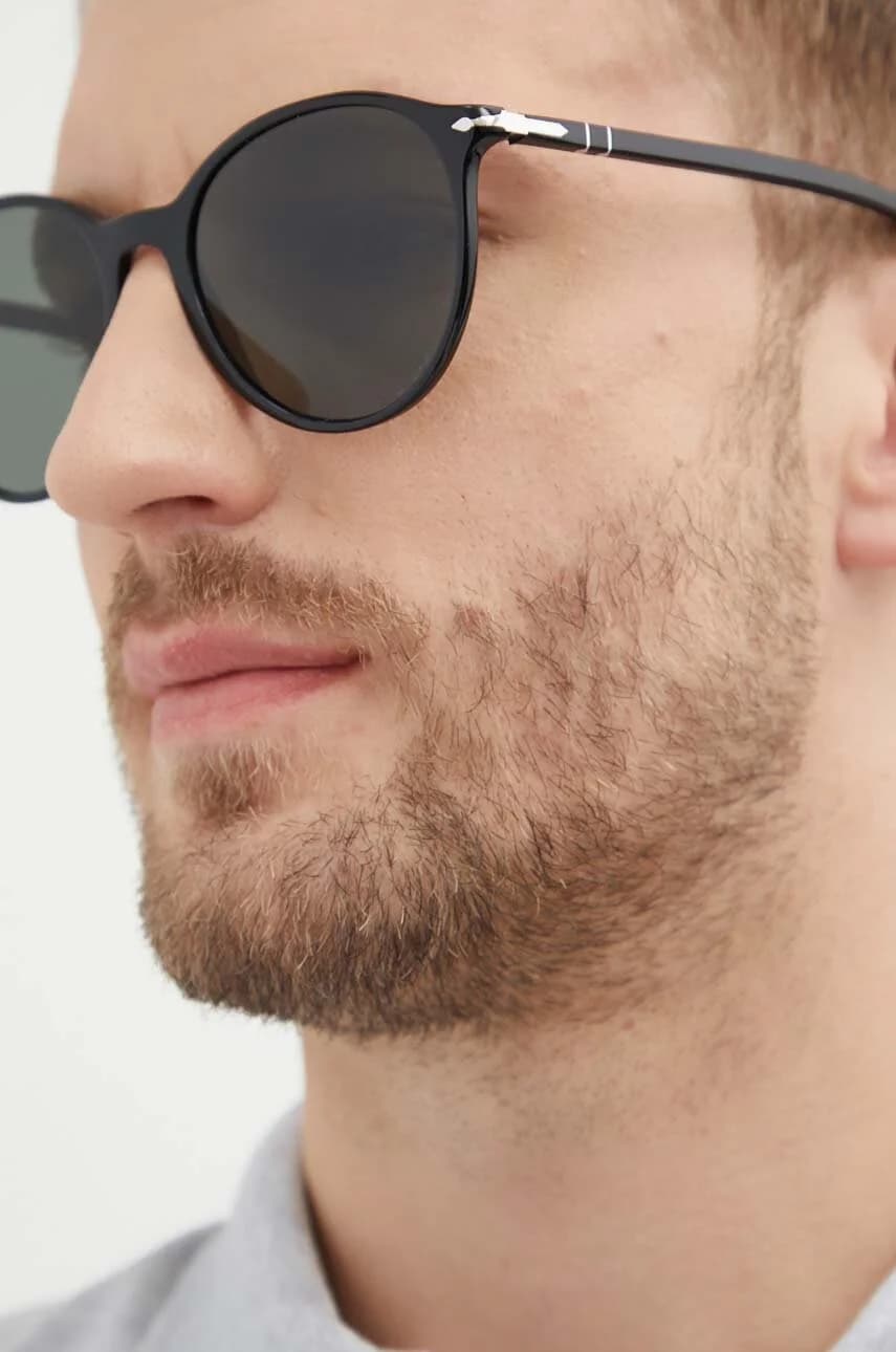 Солнцезащитные очки - фото 2