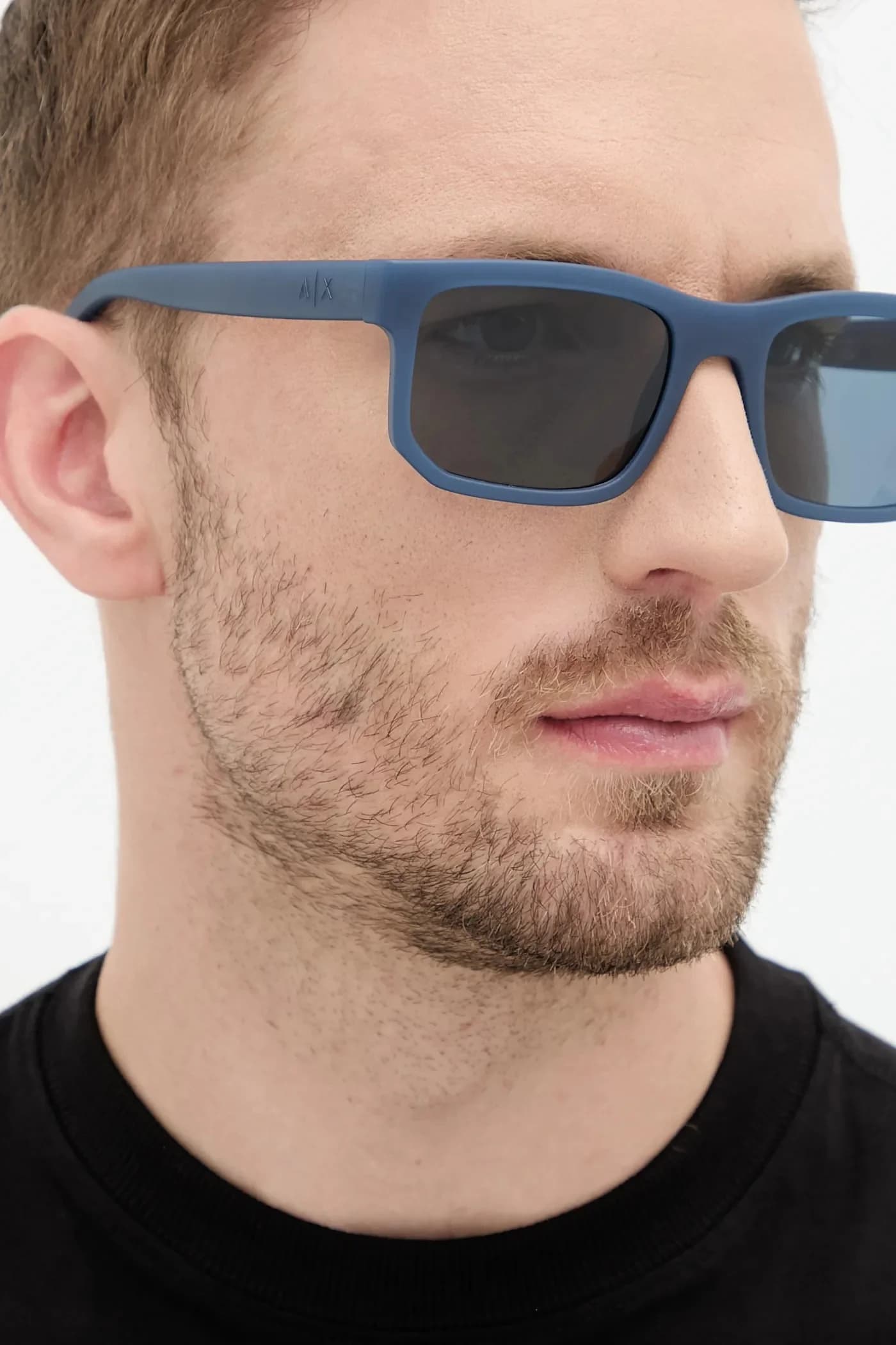 Солнцезащитные очки - фото 8