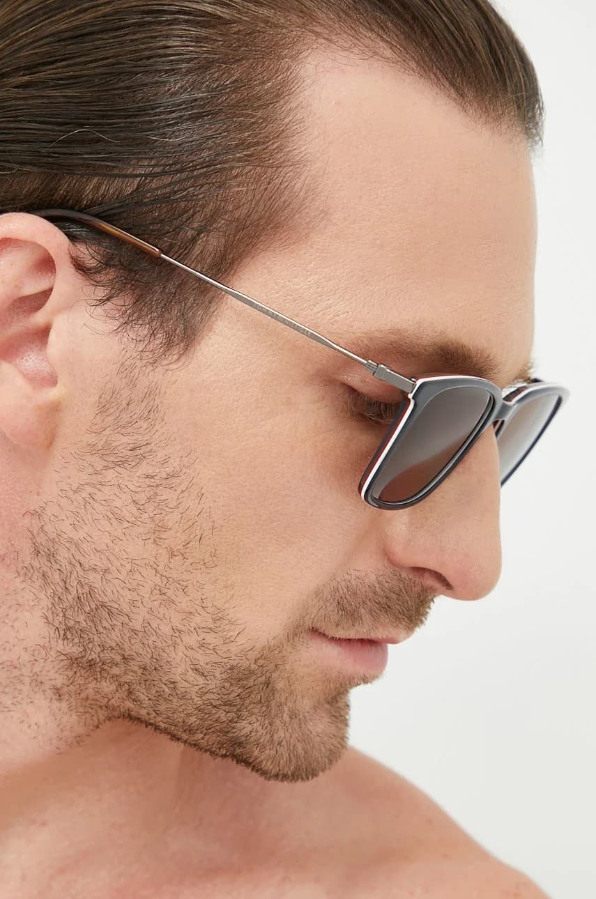 Солнцезащитные очки - фото 2