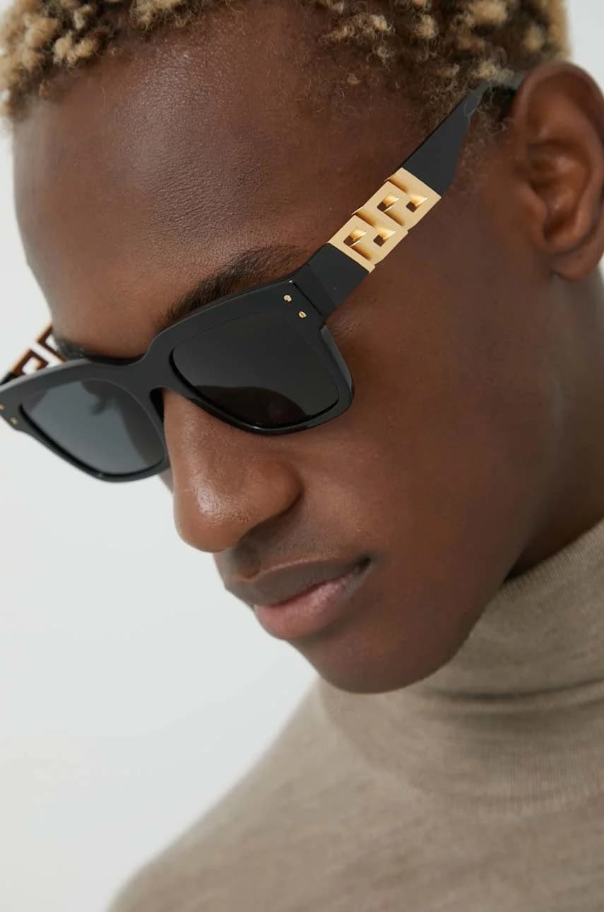 Солнцезащитные очки - фото 7