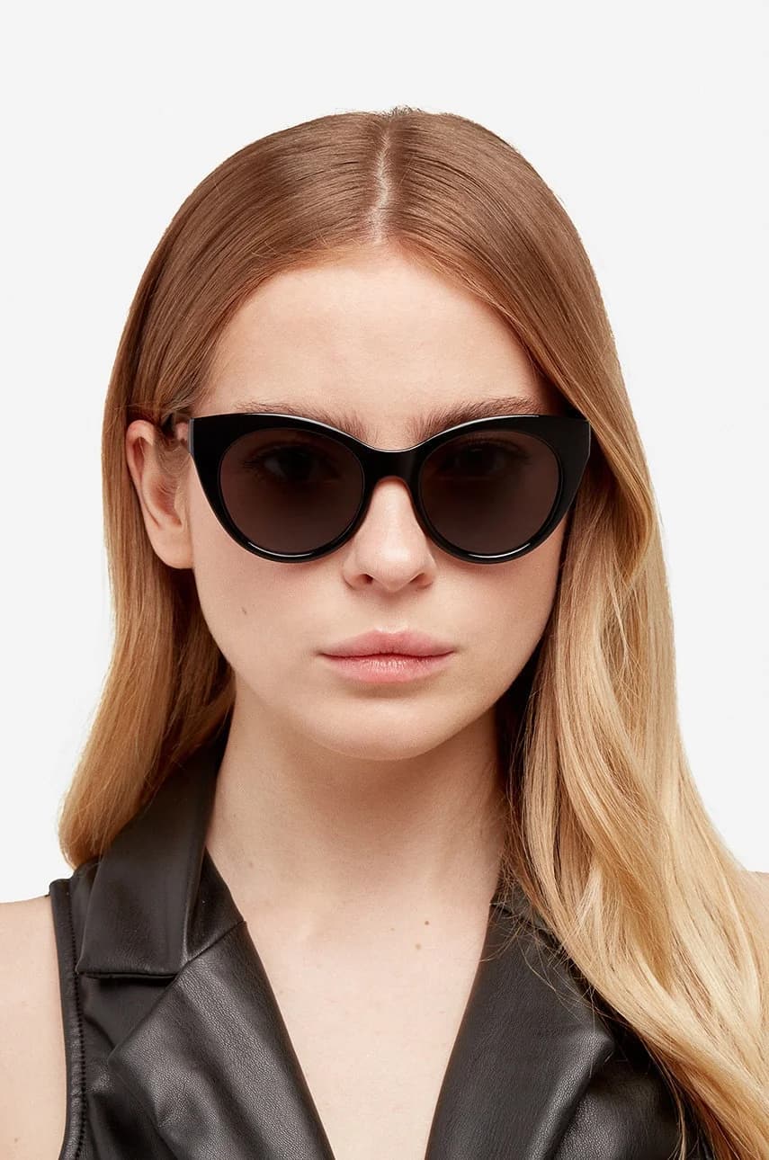 Солнцезащитные очки - фото 6