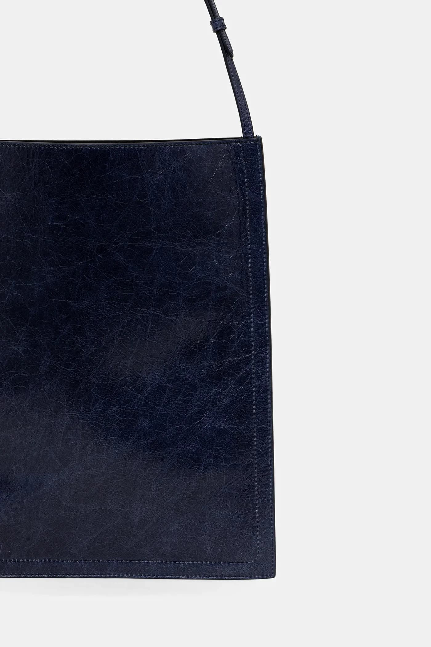 Кожаная сумка 34 х 40 х 10 см. - фото 3