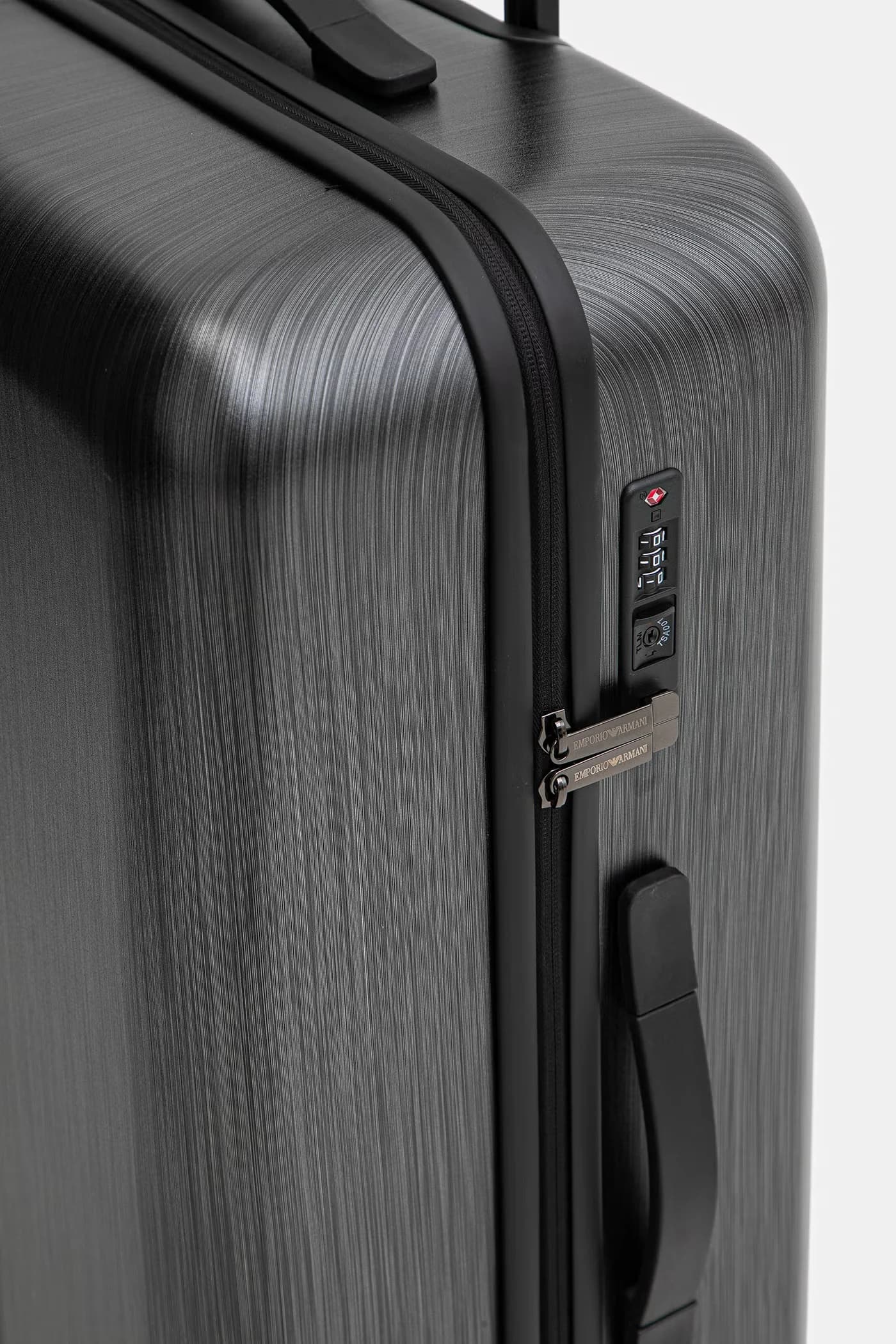 Чемодан - фото 4