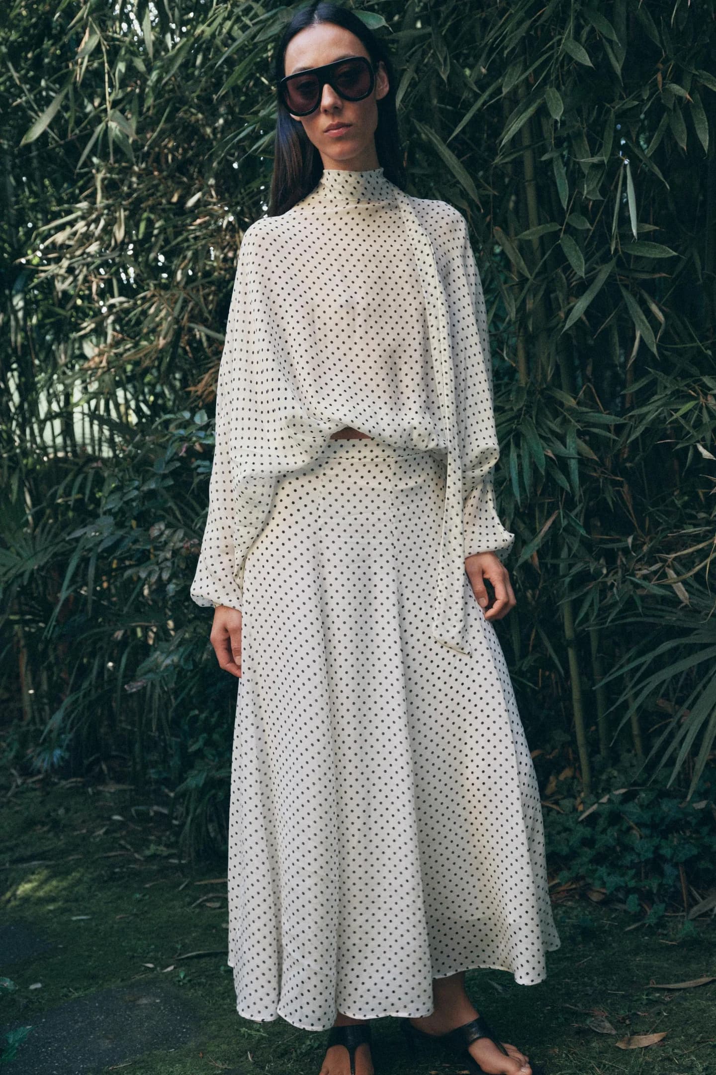 ЭФФЕКТИВНАЯ ЮБКА МИДИ ИЗ КОЛЛЕКЦИИ ZW