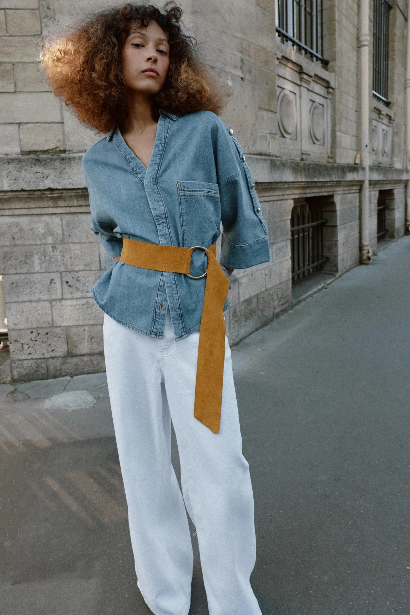 РЕМЕНЬ ИЗ ЗАМШИ С КРУГЛОЙ ПРЯЖКОЙ - фото 3