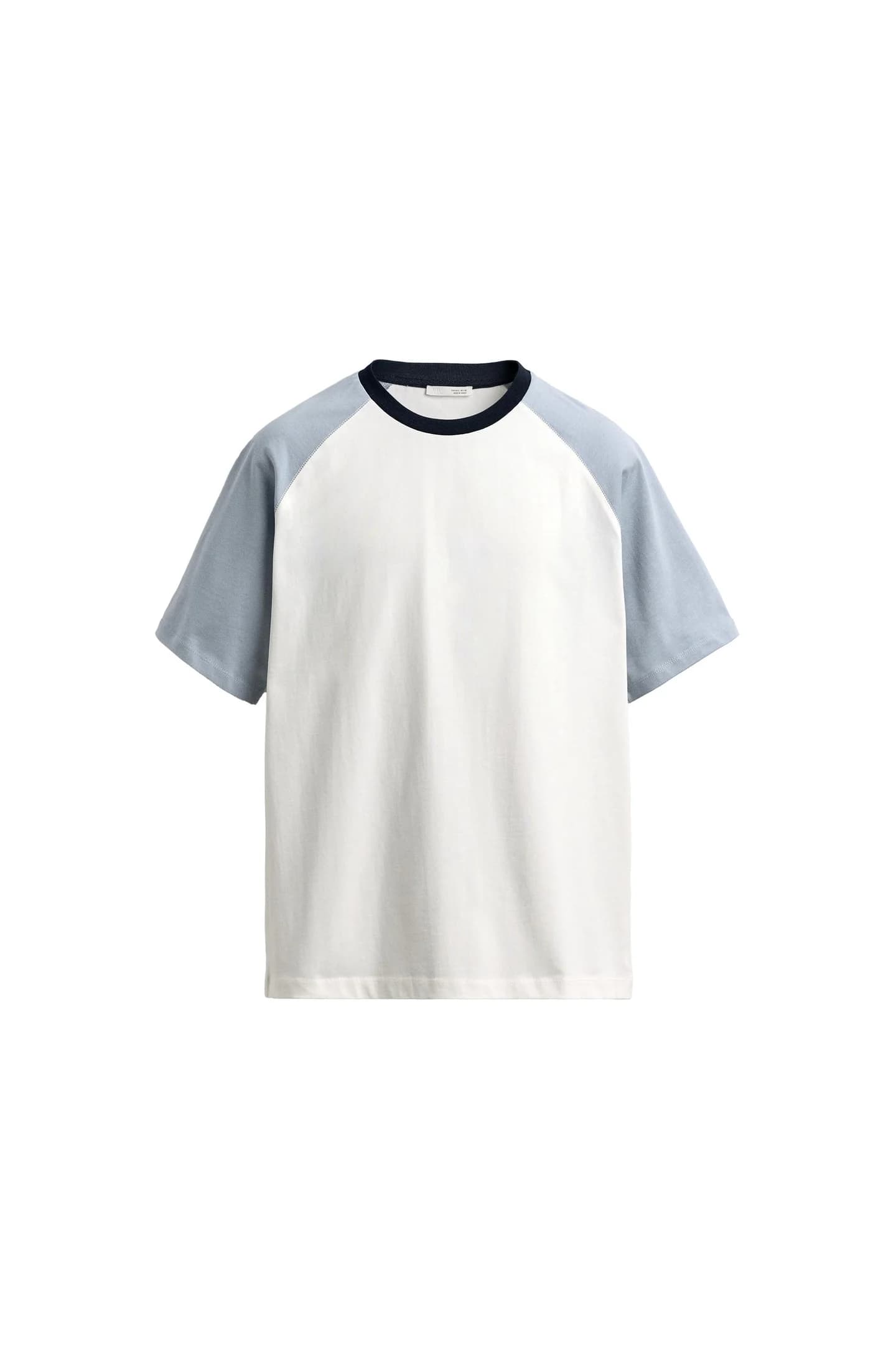 ФУТБОЛКА С КОНТРАСТНЫМИ ДЕТАЛЯМИ - фото 3