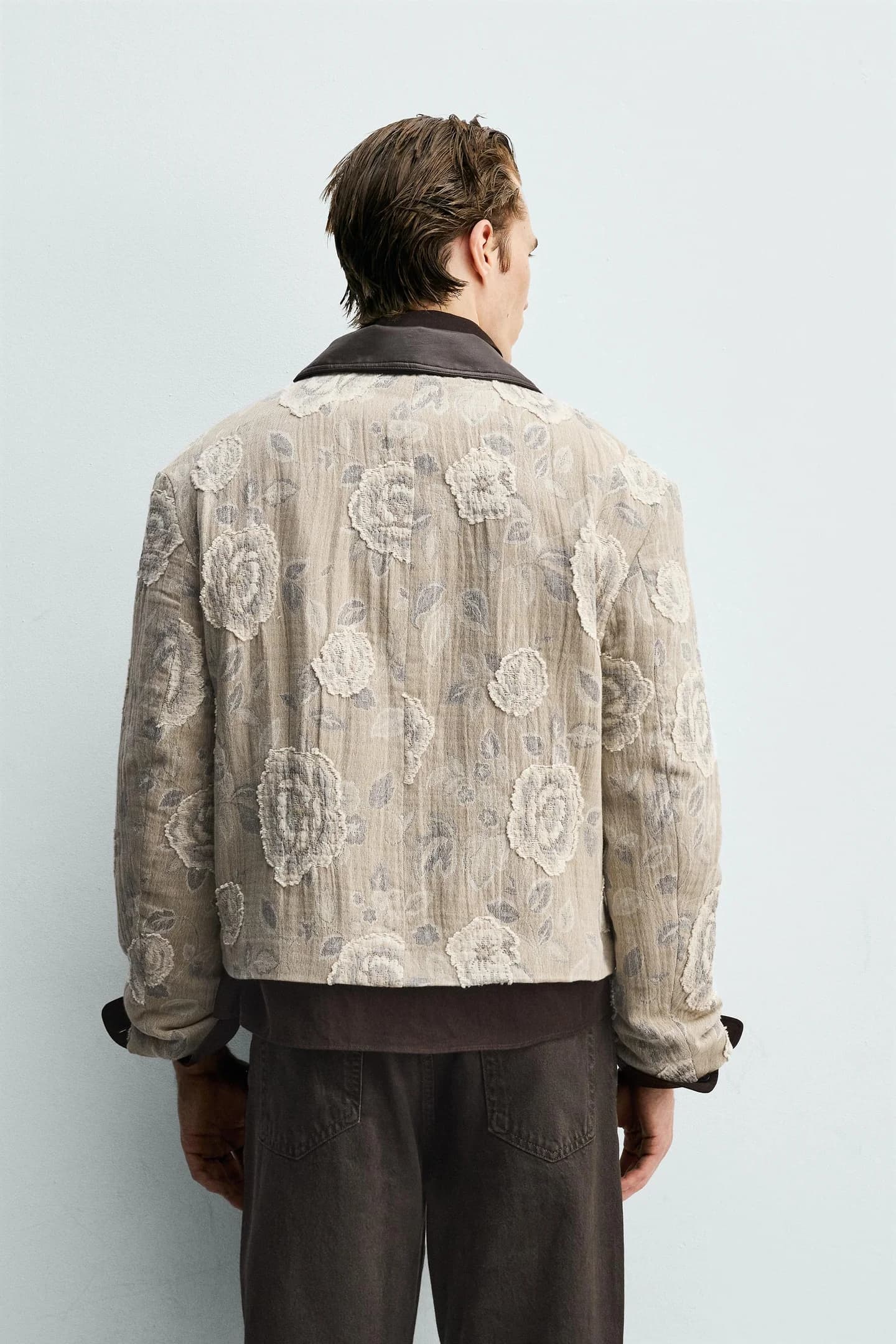 ЖАККАРДОВЫЙ КУРТКА С НЕПРАВИЛЬНЫМ ЦВЕТОЧНЫМ УЗОРОМ - фото 2