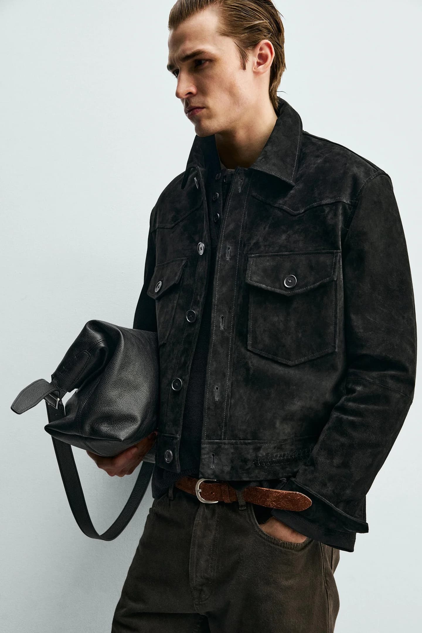 ЗАМШЕВАЯ КУРТКА Укороченного кроя