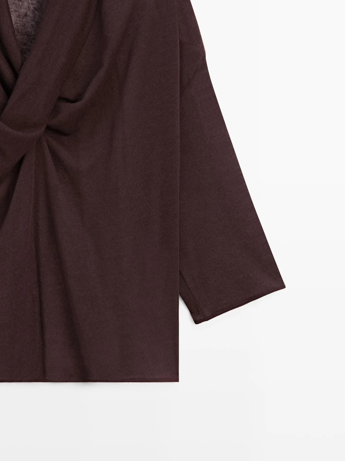 Льняная рубашка с драпированным вырезом