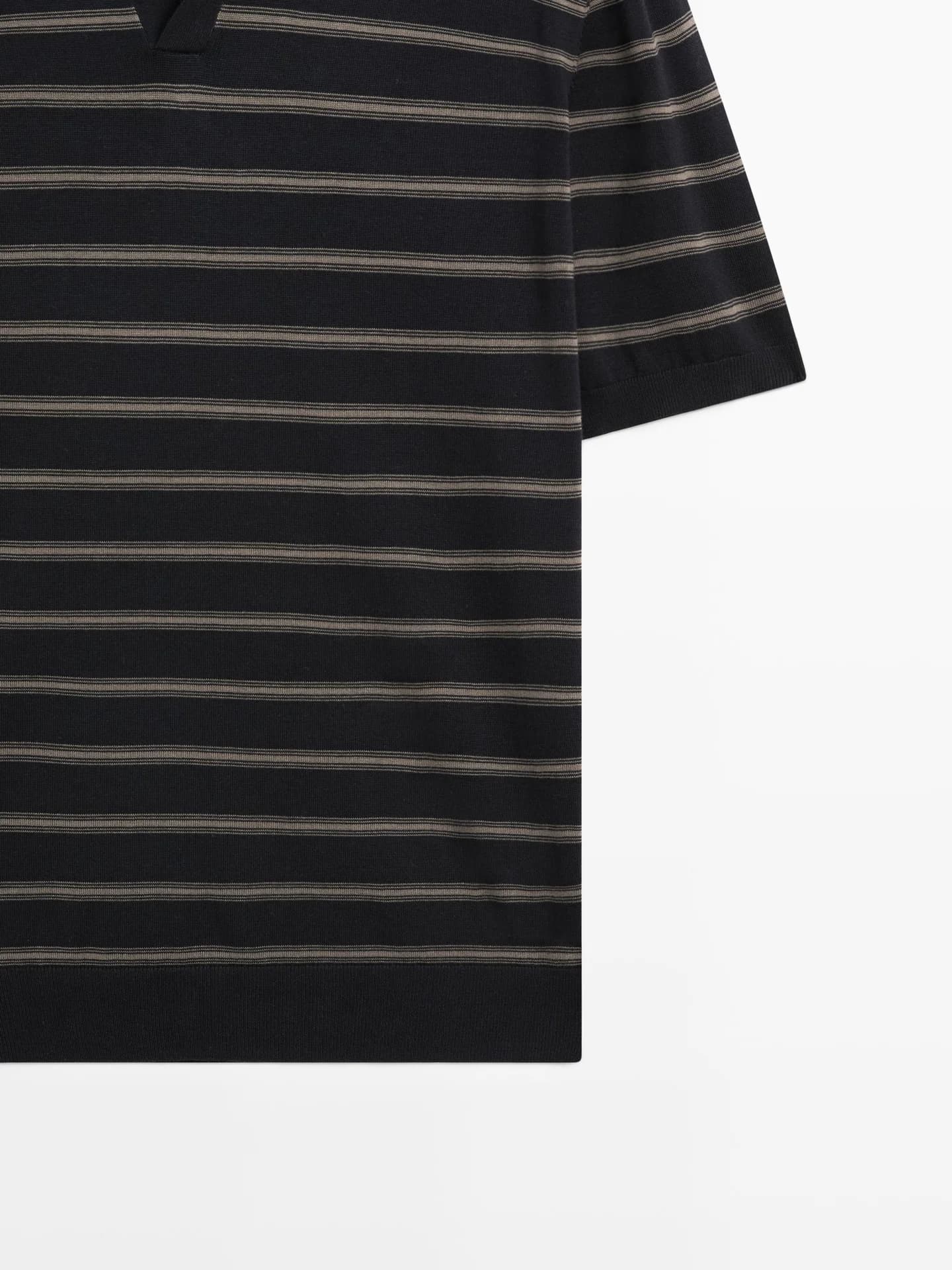 Полосатый вязаный свитер-поло контрастных цветов - фото 3