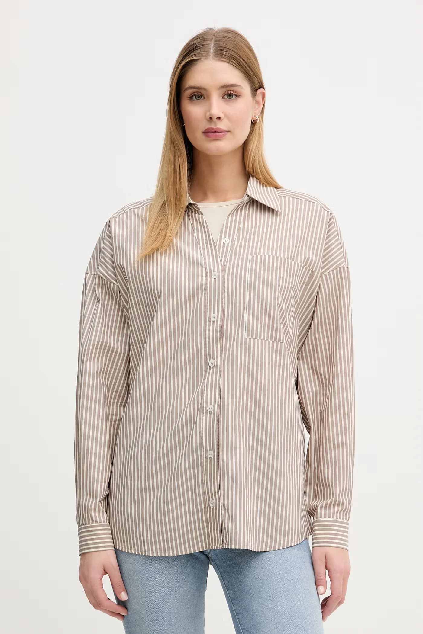 Женская рубашка из вискозы