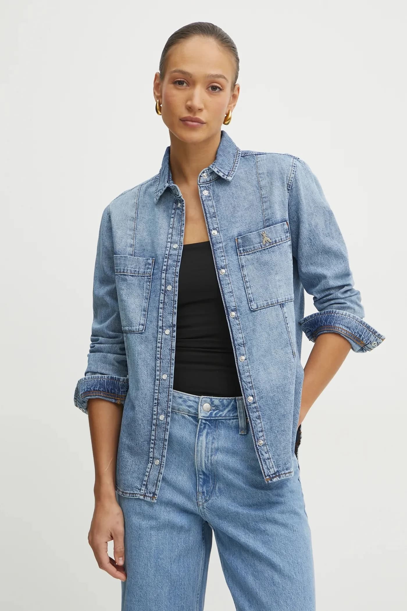 Джинсовая рубашка