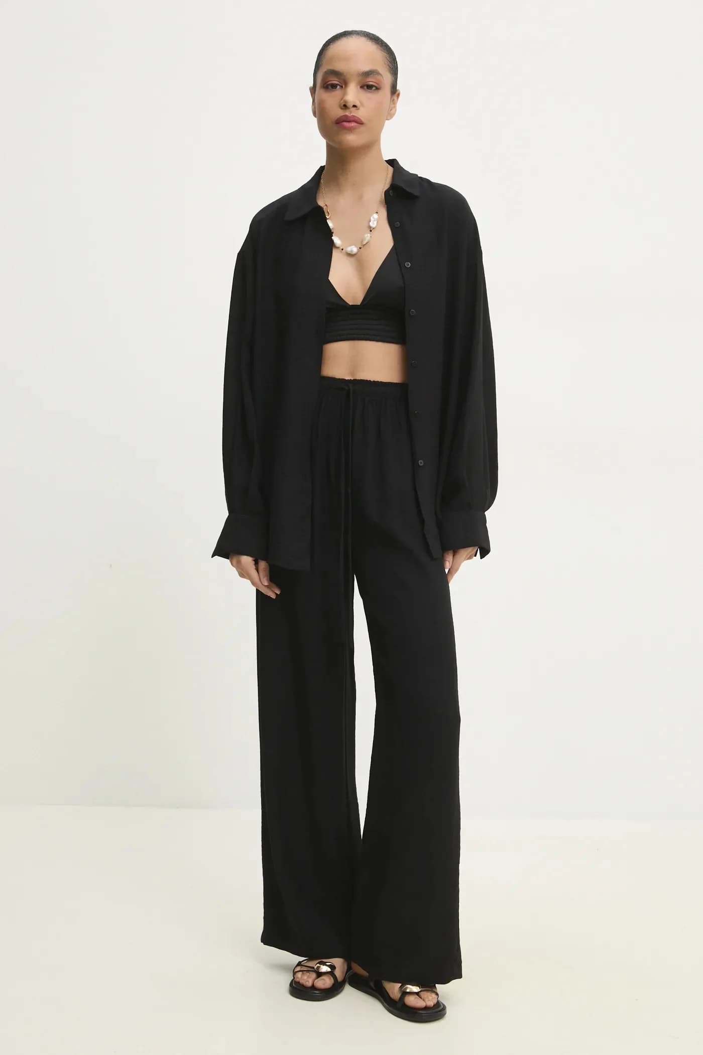 Рубашка и брюки