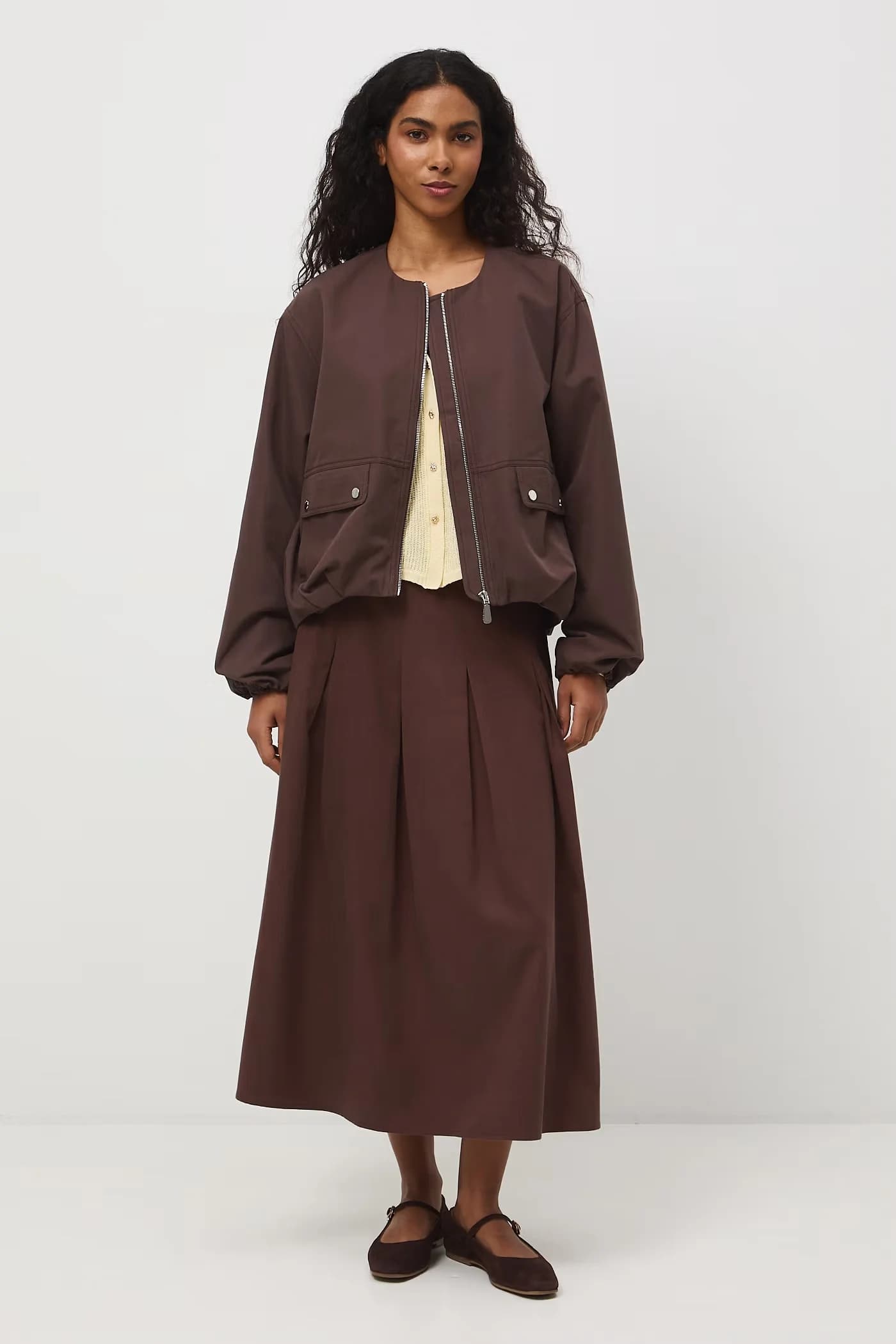 Женская куртка-бомбер