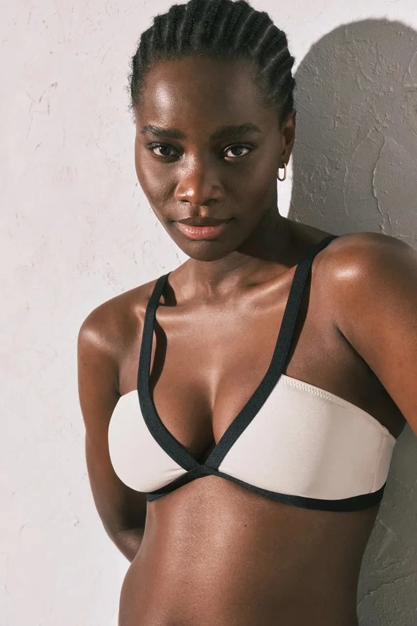 Плавательный бюстгальтер