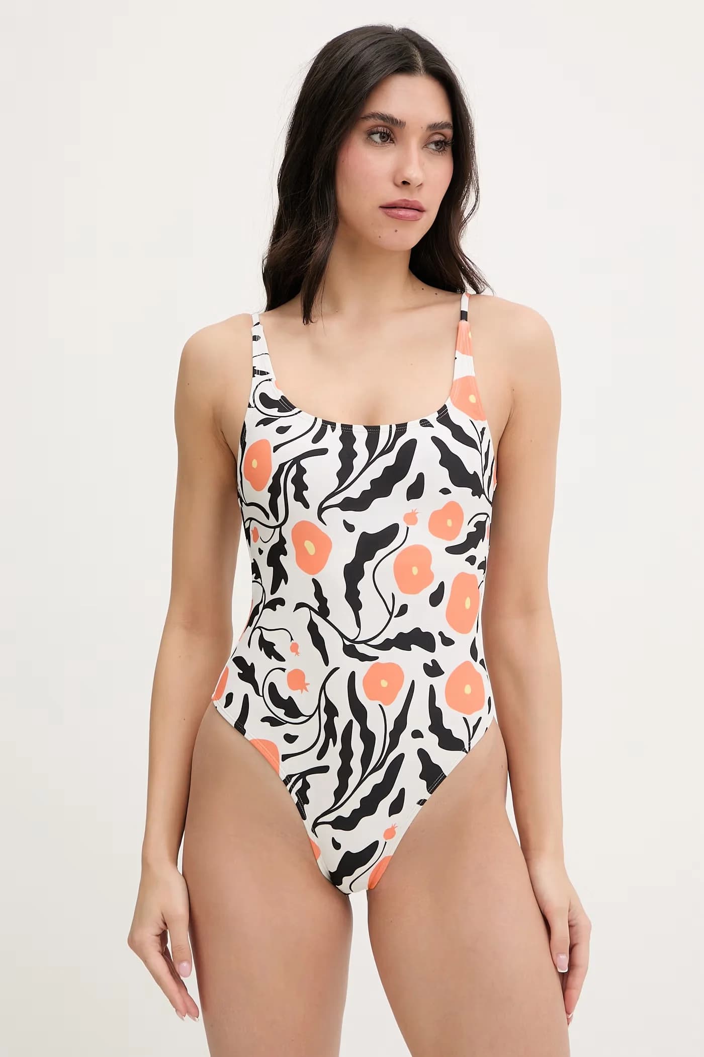 Женский цельный купальник