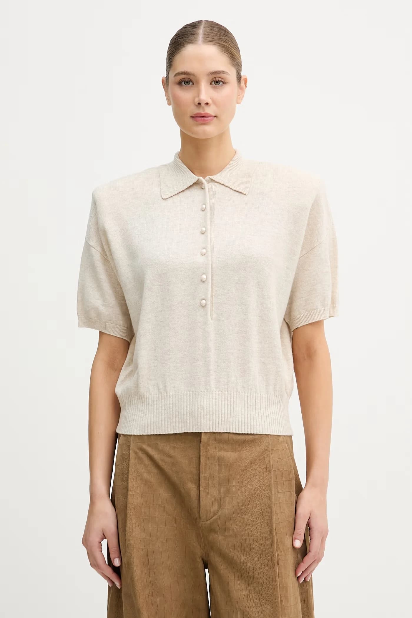 Женский шерстяной свитер