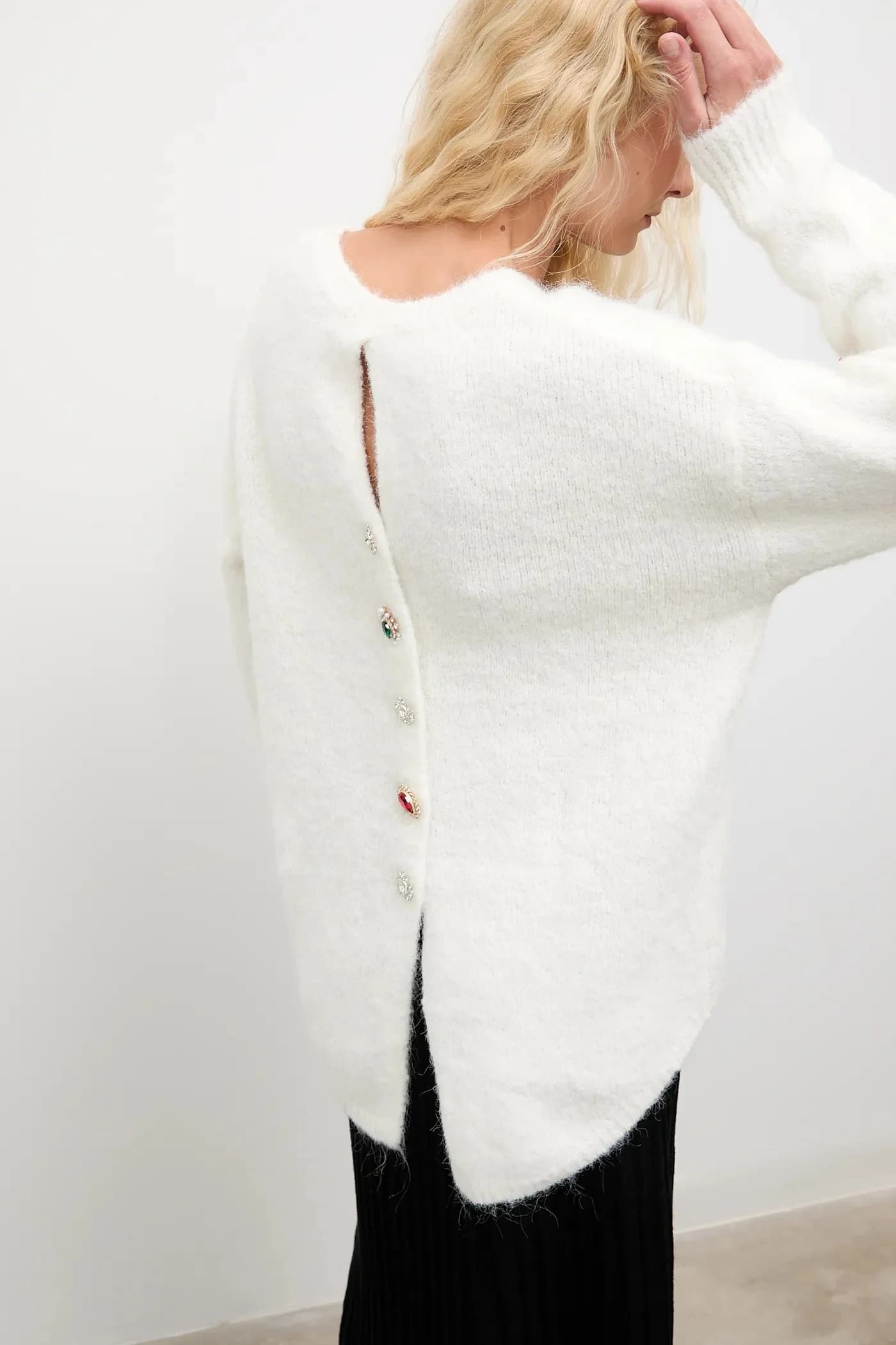 Шерстяной свитер