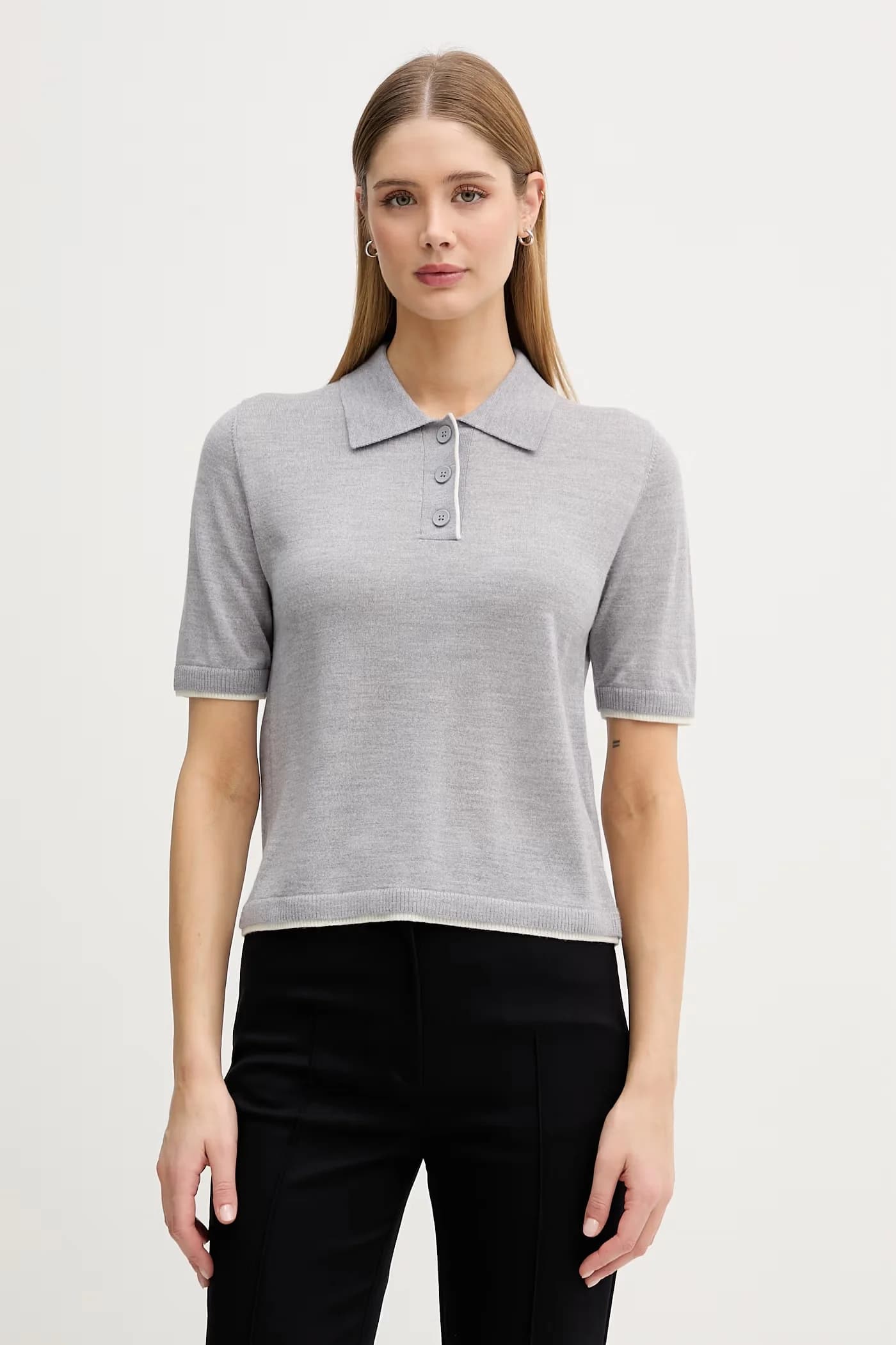 Женское шерстяное поло