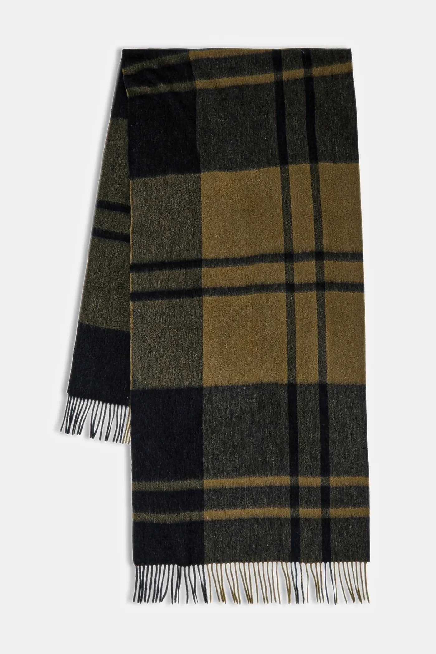 Шерстяной шарф