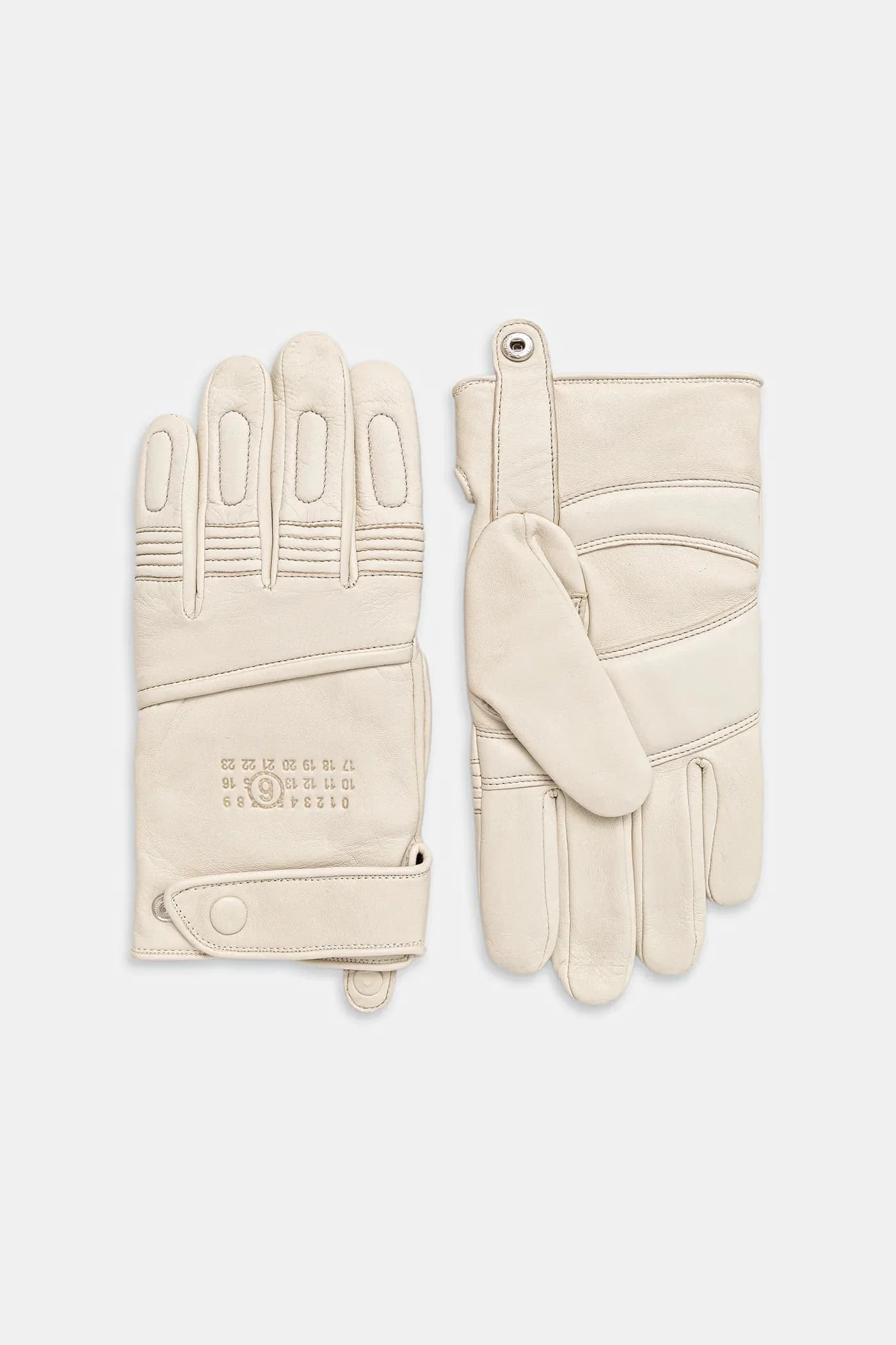 Кожаные перчатки из коллаборации с Agnelle