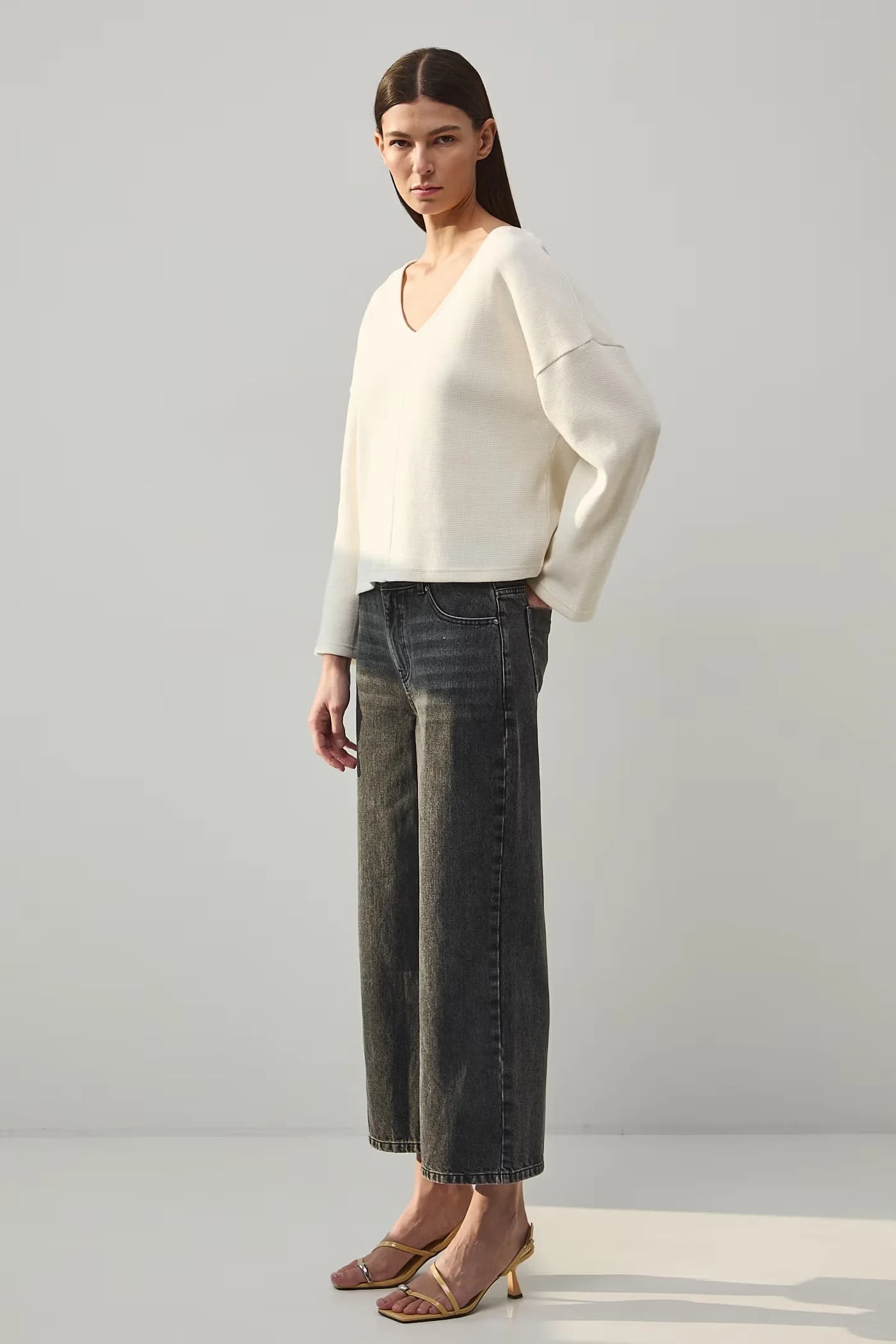 Женские прямые джинсы