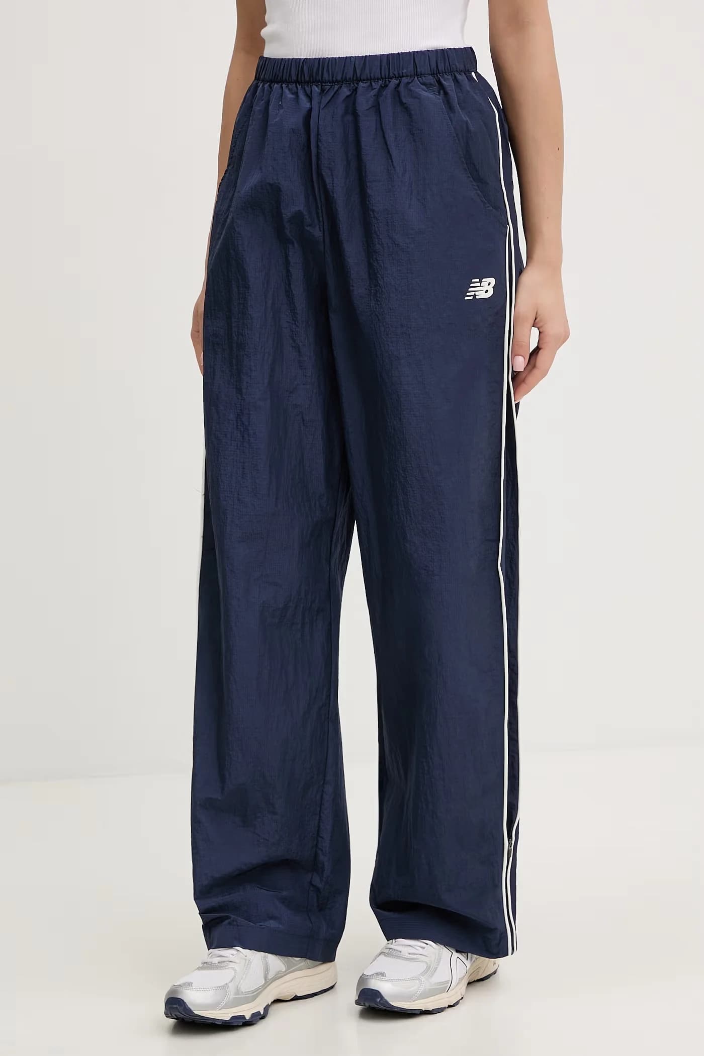 Женские спортивные брюки