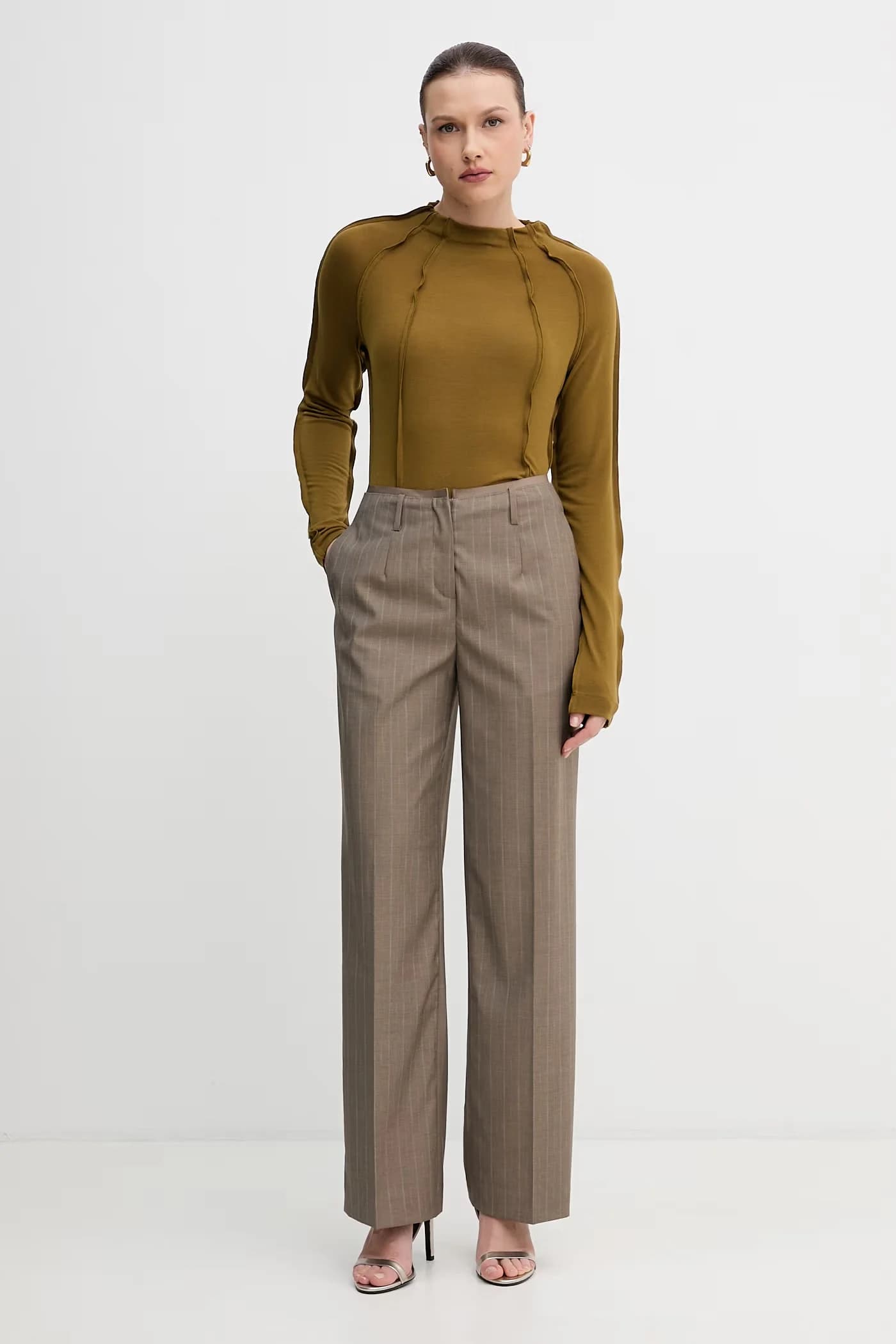 Женский лонгслив - фото 2