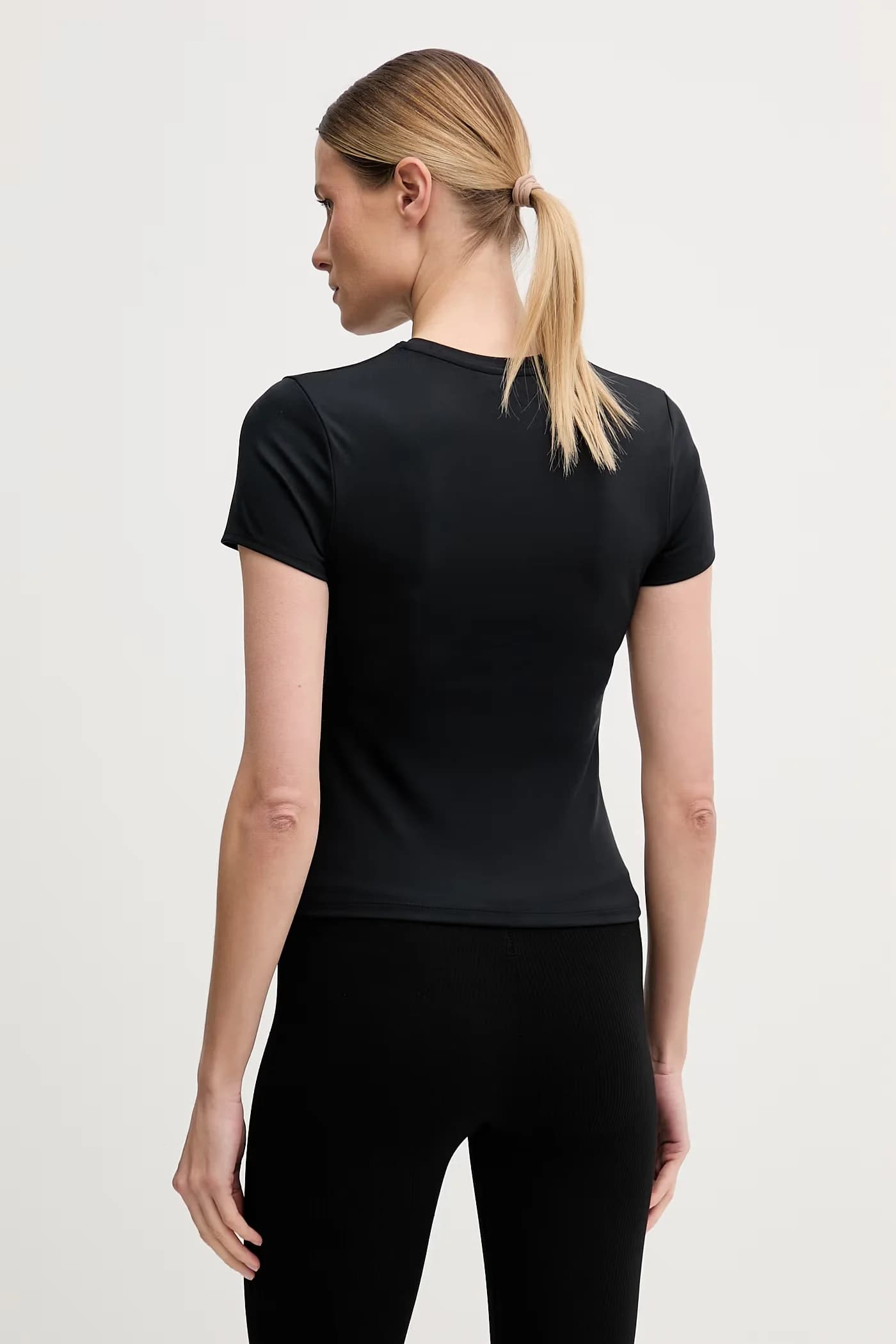 Женская тренировочная футболка Motion Fitted - фото 3