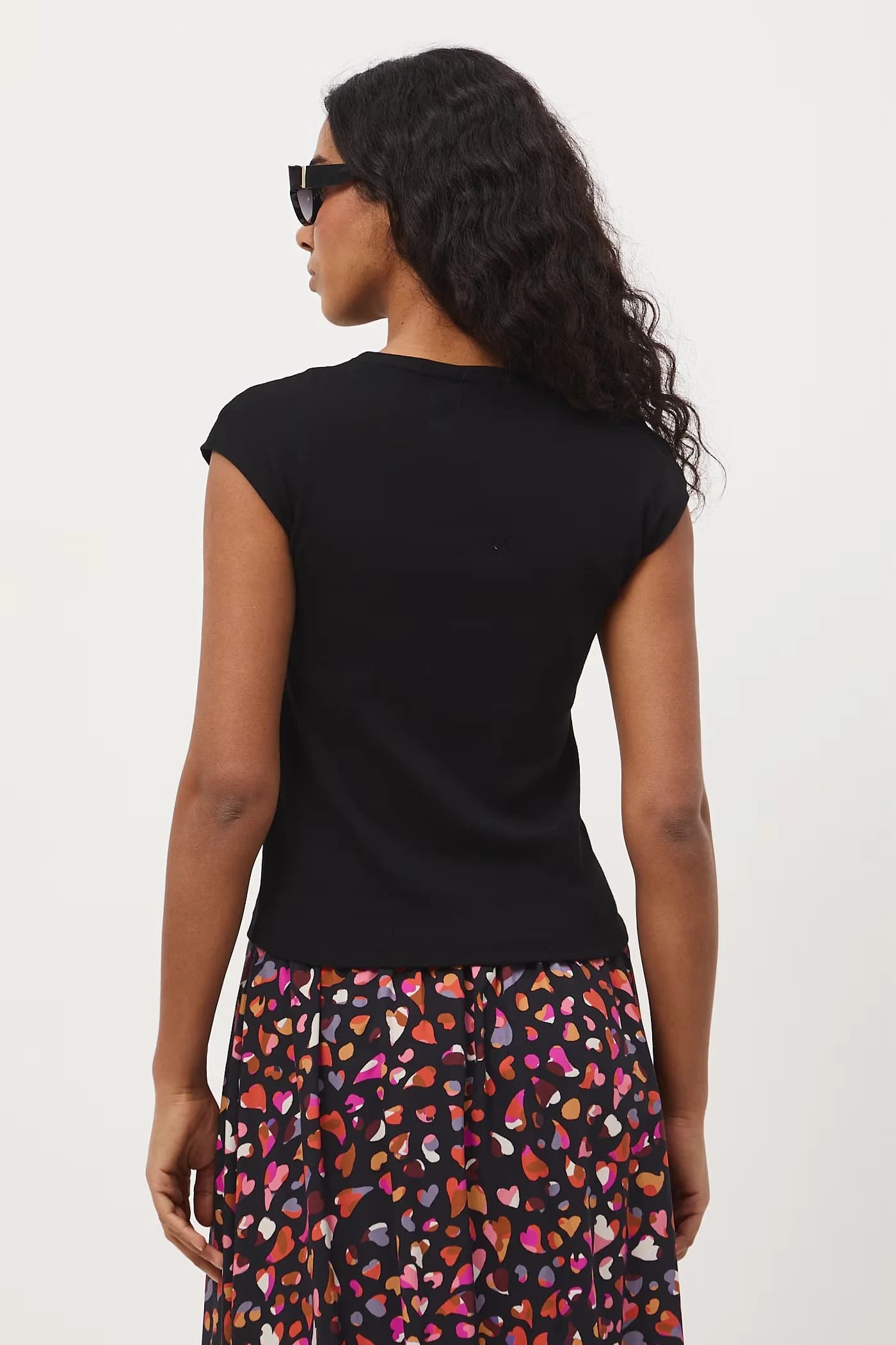 Женская футболка - фото 3