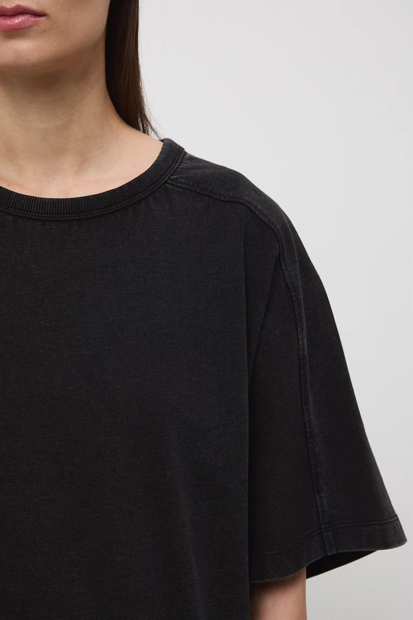 Женская хлопковая футболка оверсайз - фото 5