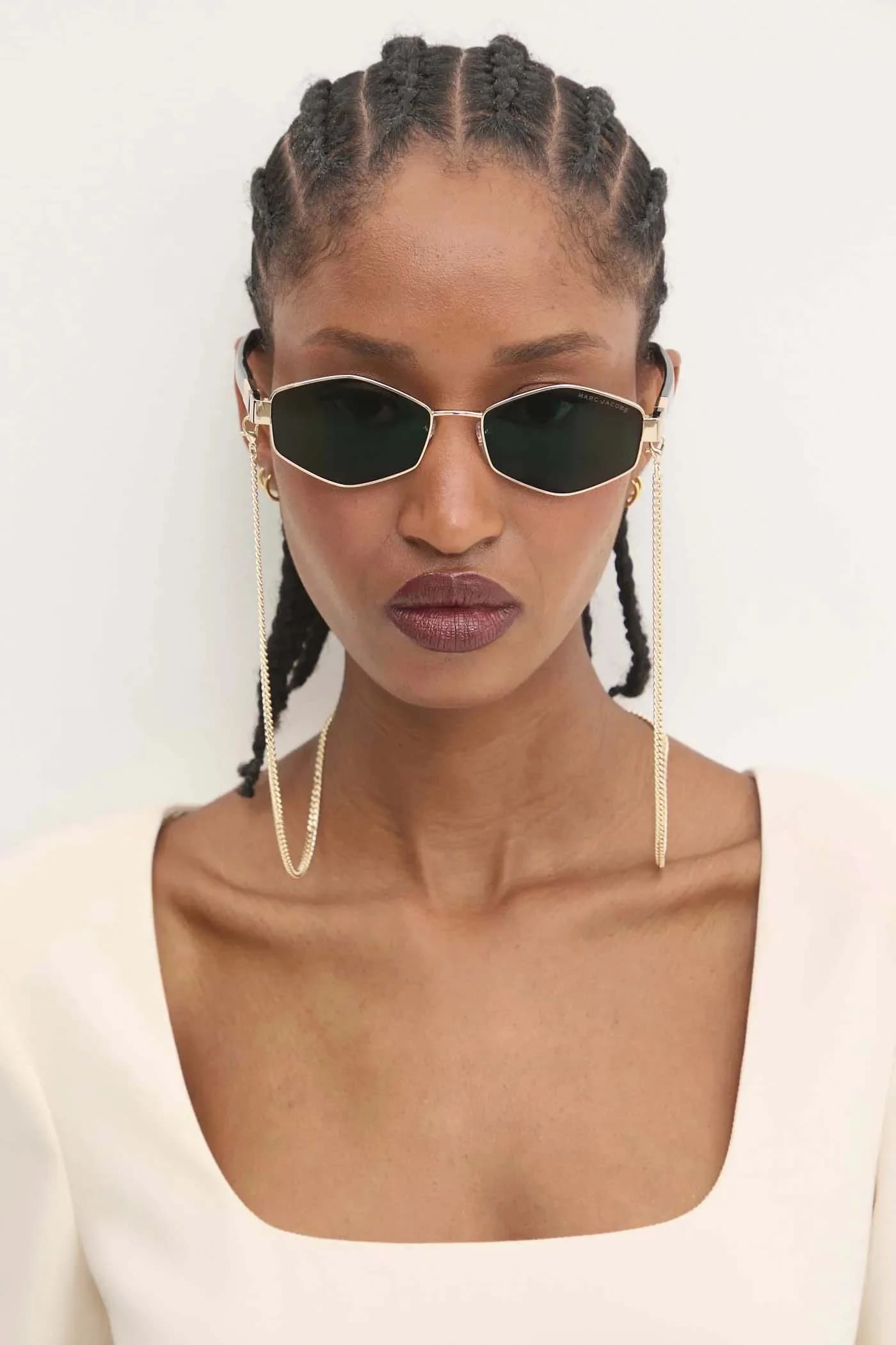 Солнцезащитные очки - фото 6