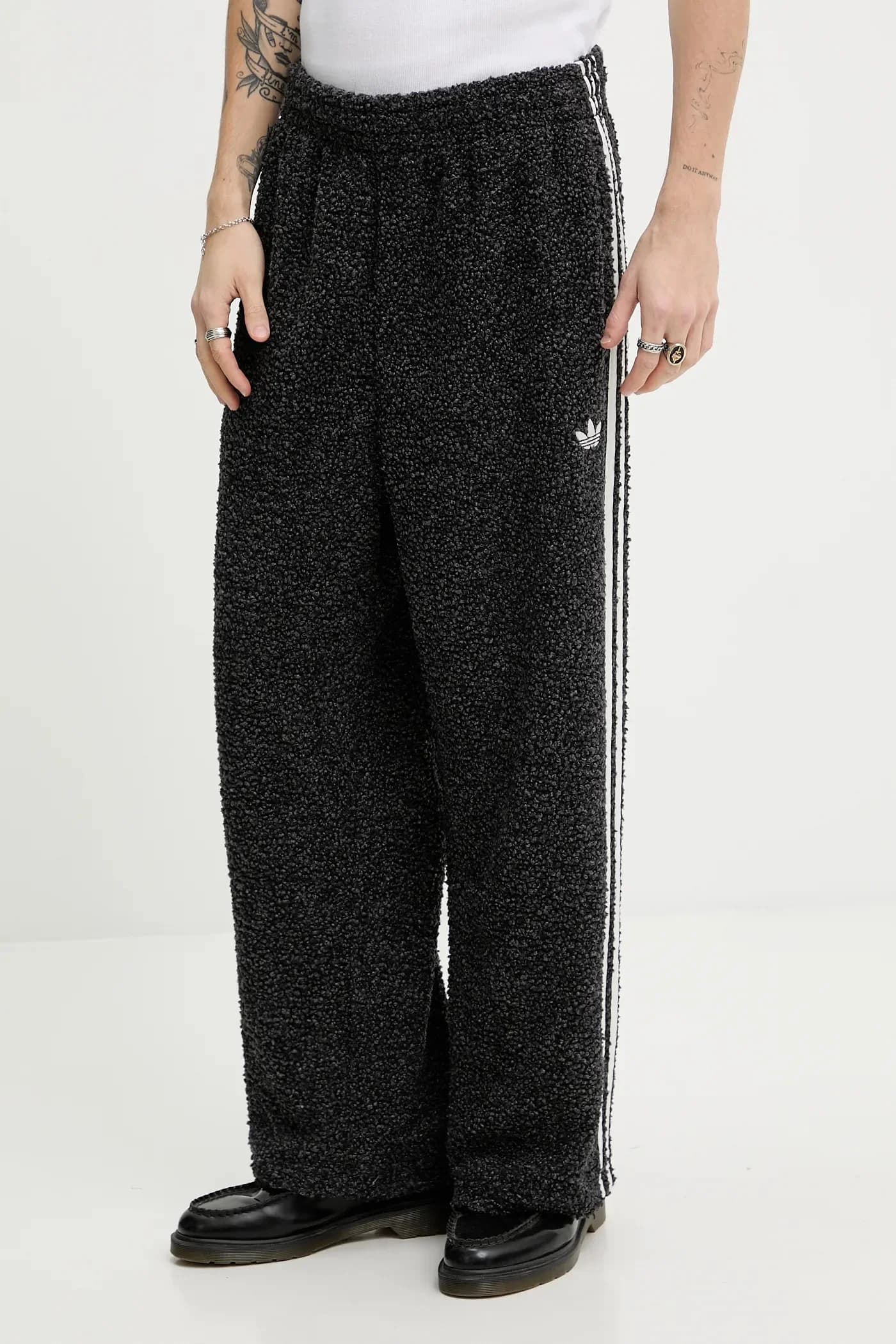 Спортивные штаны