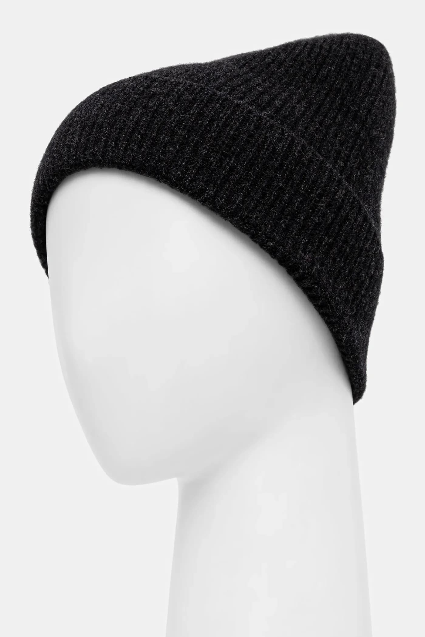 шапка из мериносовой шерсти - фото 3