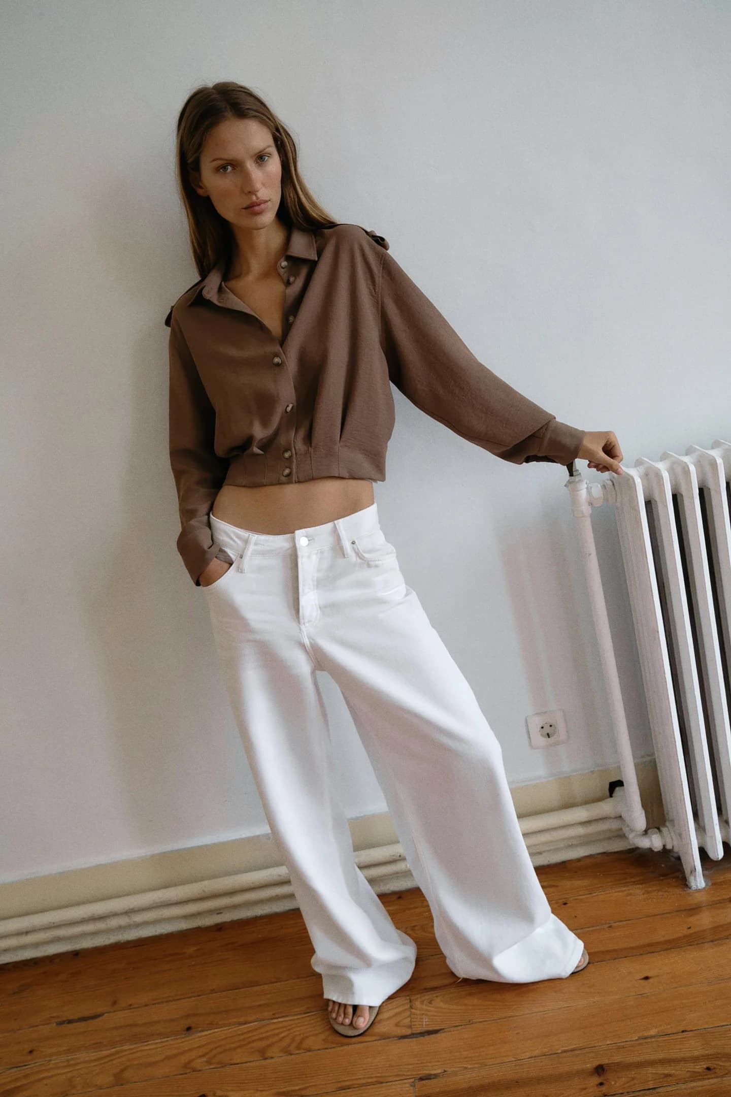 КОРОТКАЯ РУБАШКА С ЛИДПОТАМИ