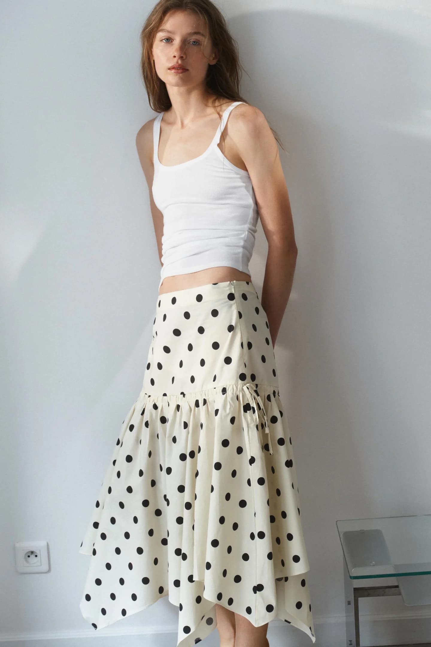 АСИММЕТРИЧНАЯ ЮБКА МИДИ