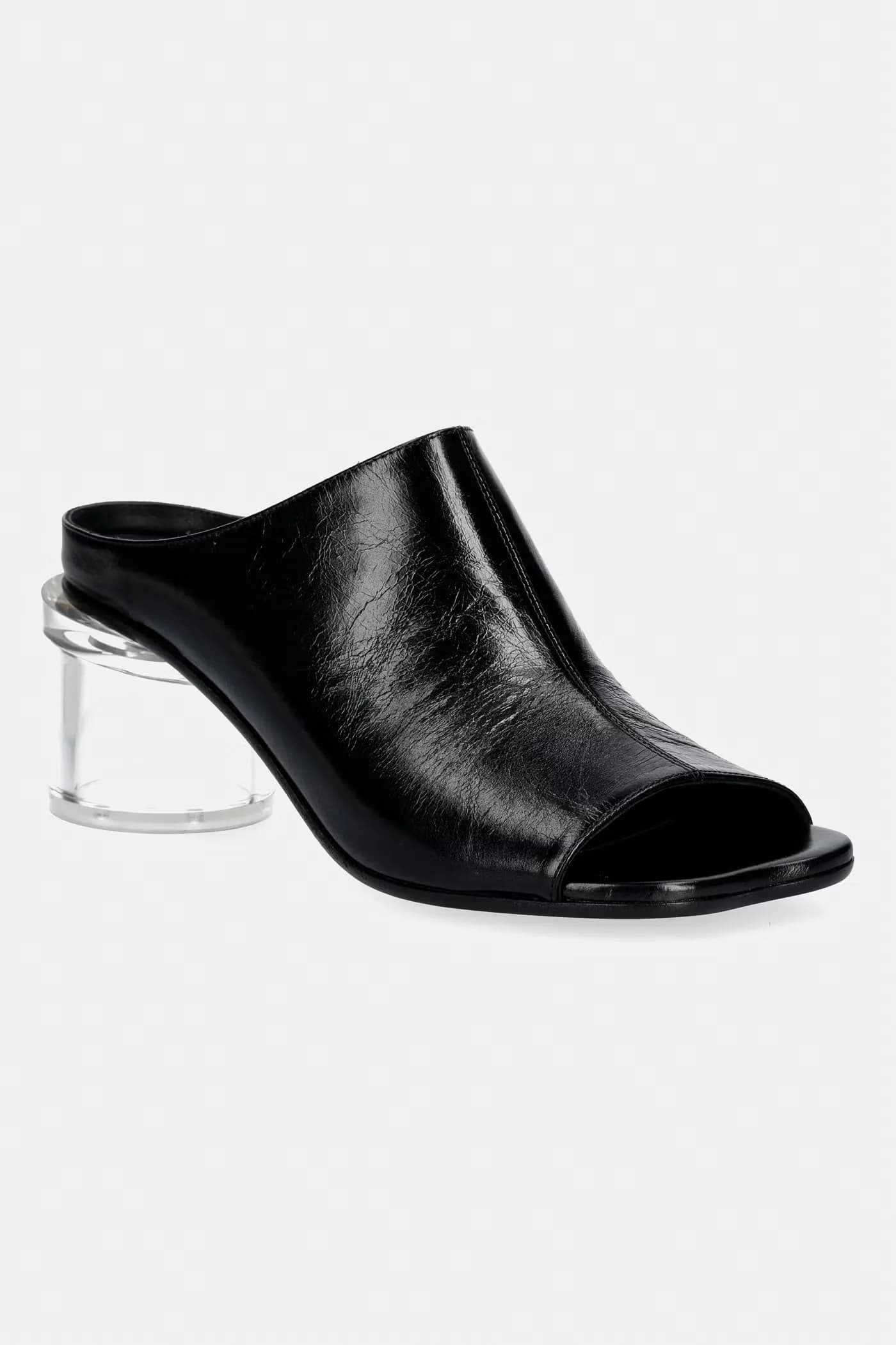 Кожаные шлепанцы