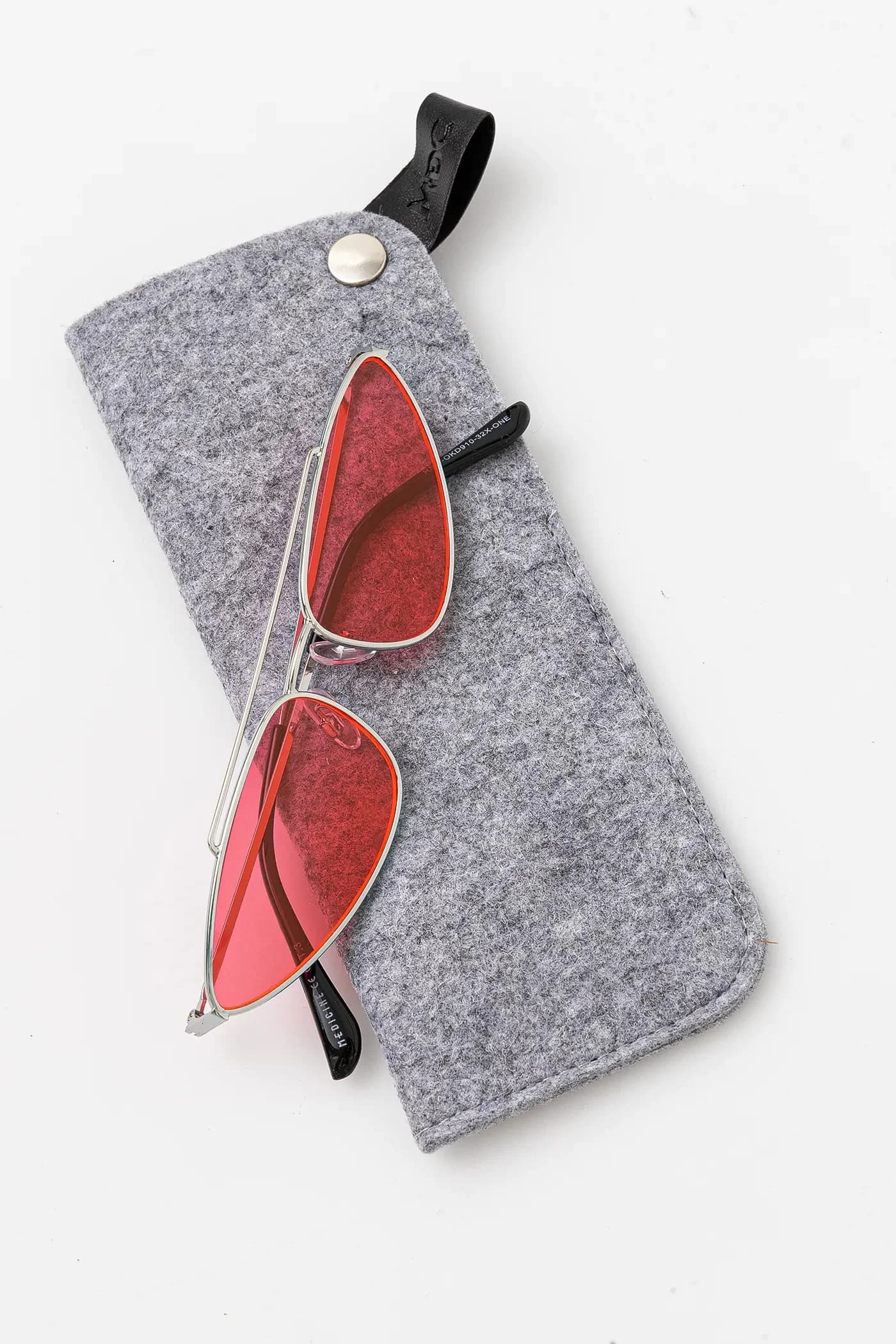 Солнцезащитные очки - фото 3