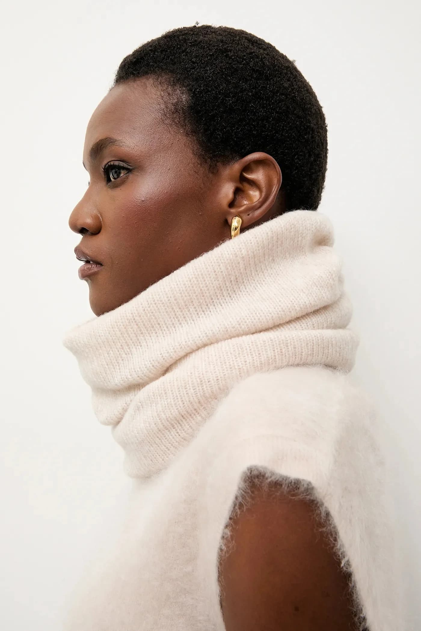 Утеплитель для шеи из шерсти мериноса.