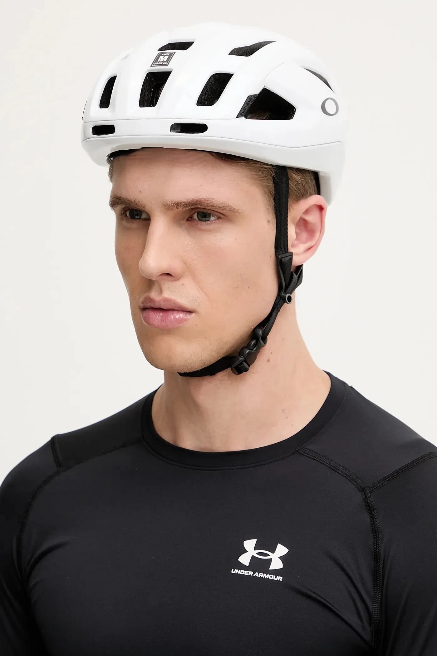 Шлем на выносливость ARO3