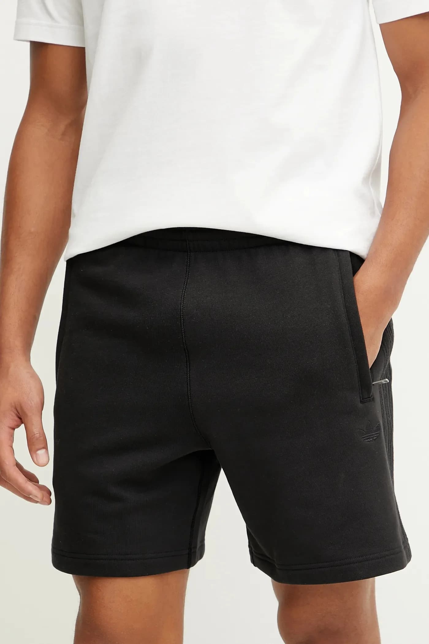 Незаменимые хлопковые шорты