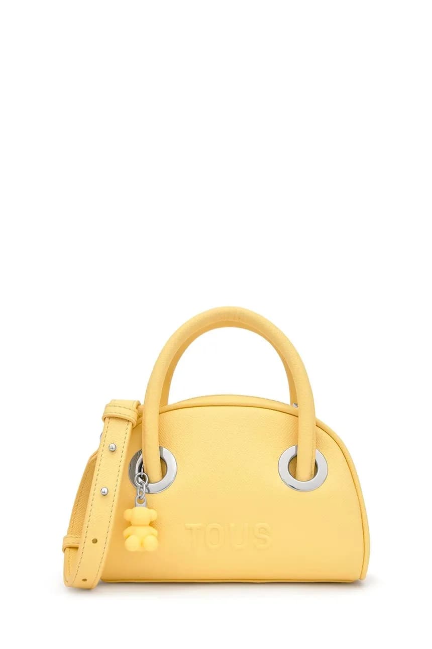 Женская сумочка из искусственной кожи.