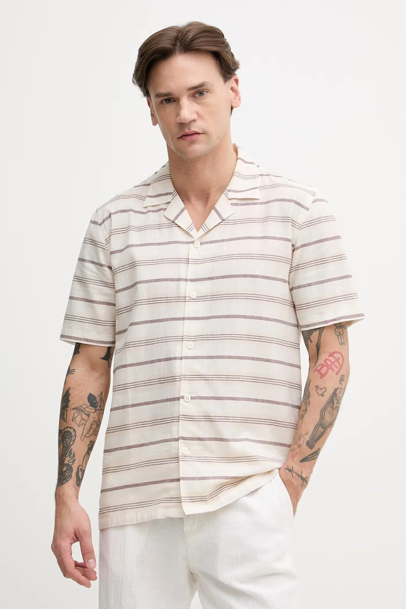 Женская льняная рубашка